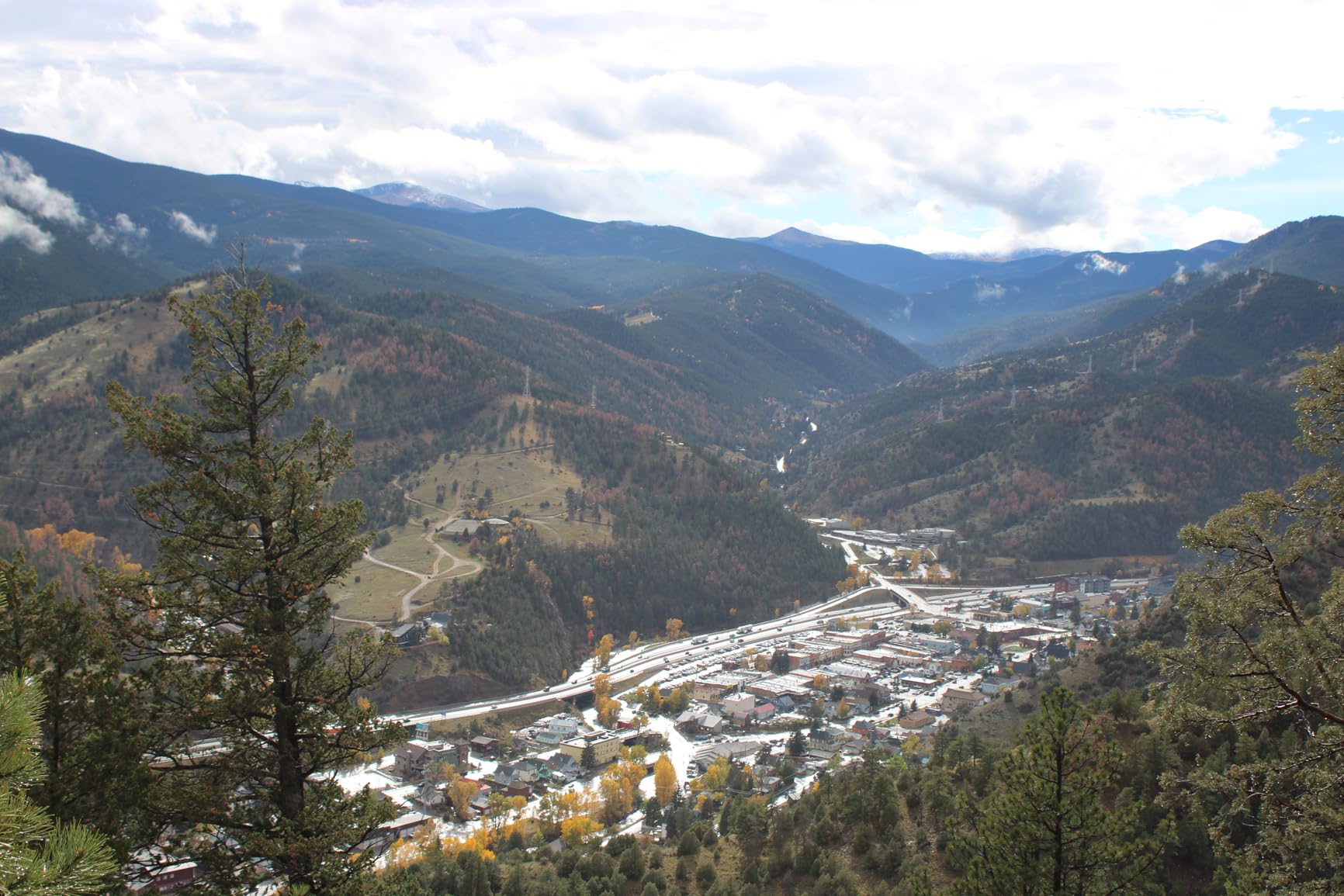 Canon EOS R7 Mirrorless Camera (Body Only), Hybrid Camera, 32.5 Megapixel (APS-C) CMOS Sensor, 4K Video, for Sports, Action, Content Creators, Vlogging Camera, Black customer photo 2