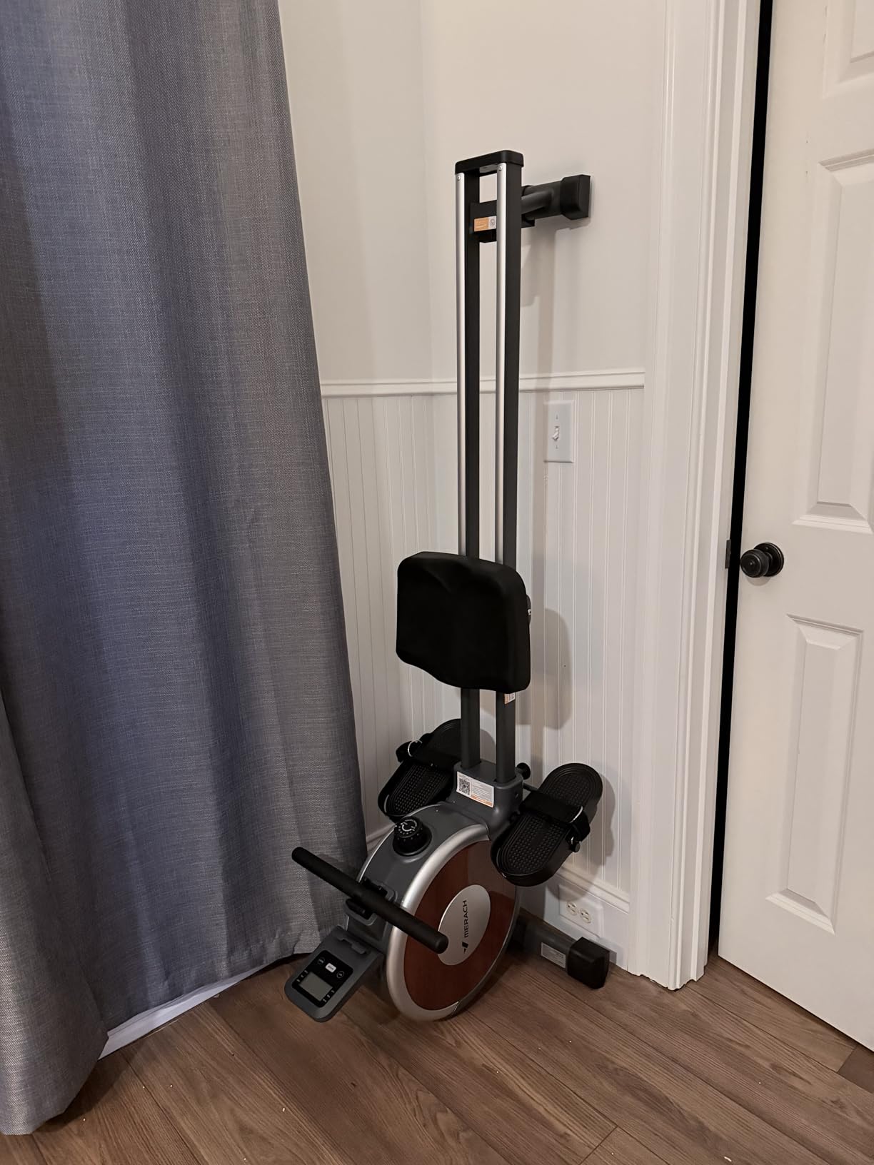 MERACH Rowing Machines for Home, Magnetic Rowing Machine with 16 Levels, Rower Machine of Quiet Resistance, Dual Slide Rail with Max 350lbs Weight Capacity, App Compatible customer photo 1