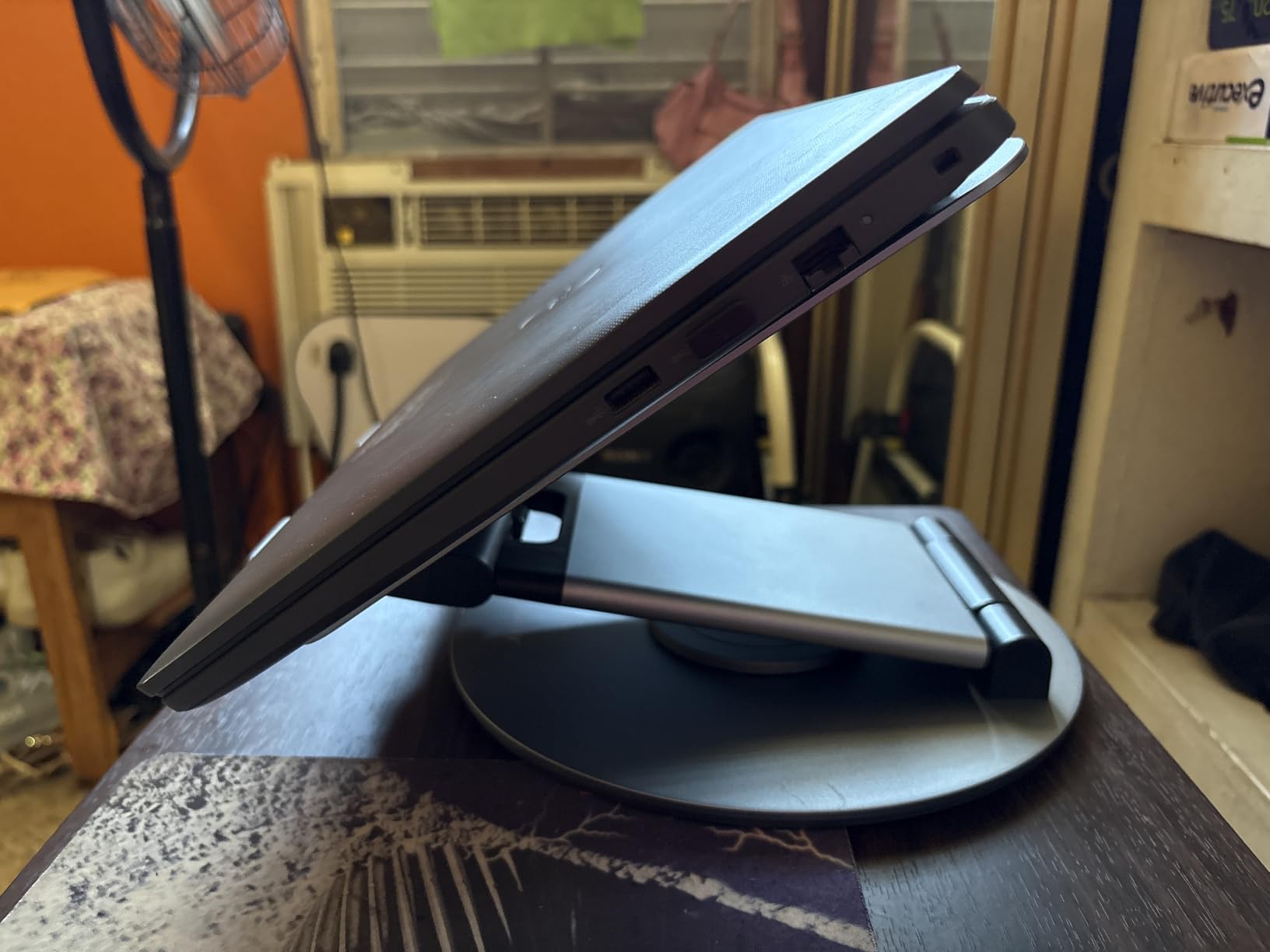 Nulaxy Telescopic 360 Rotating Laptop Stand for Desk Adjustable Height Swivel Pull Out Design Ergonomic Laptop Riser Standing Desk Converter Fits All 10-17