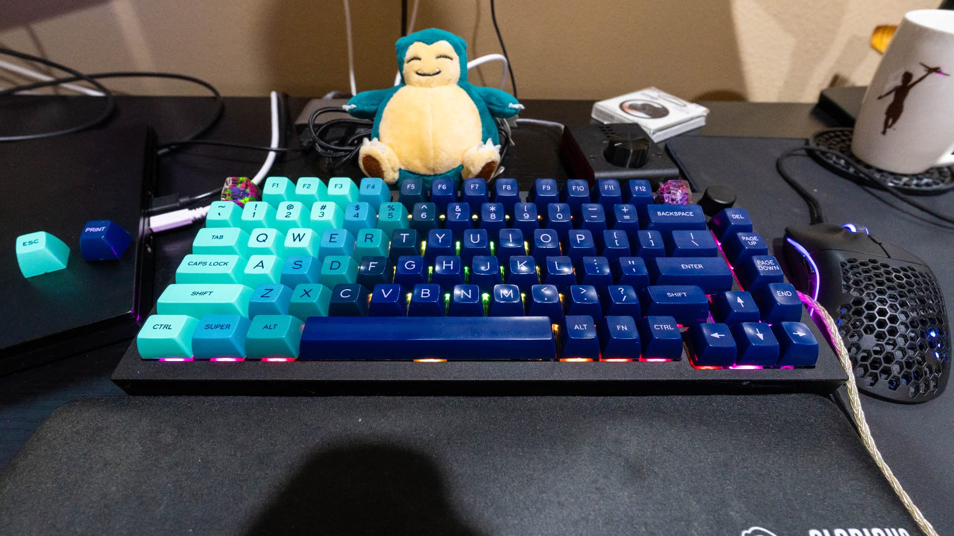 Sony E 11mm F1.8 APS-C Ultra-Wide-Angle Prime for Cameras, Black customer photo 1