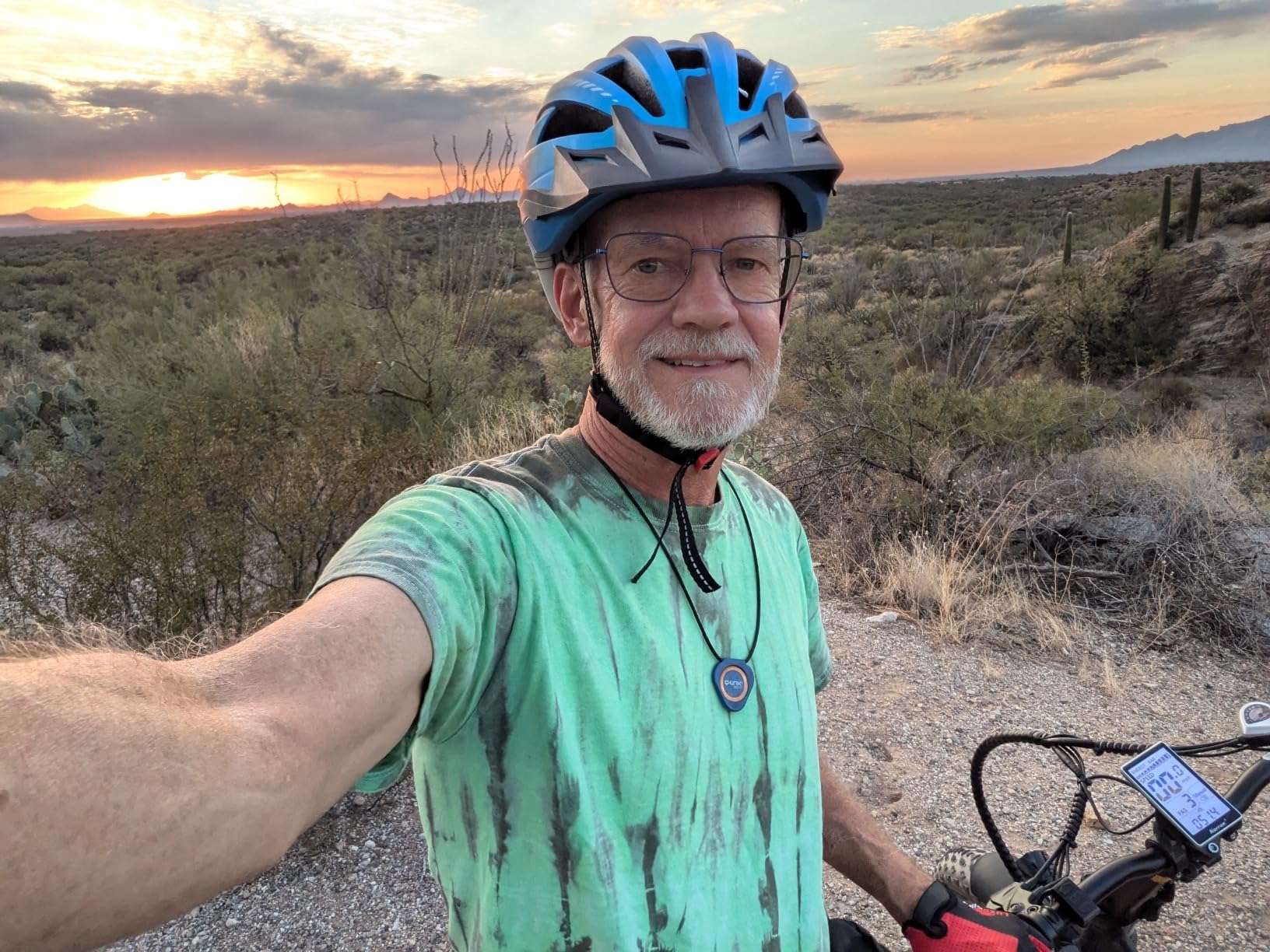 Fat Tire Folding Electric Bike, 48V & 624Wh Lithium Removable Battery, Peak 1100W Brushless Motor, Max Speed 20Mph, M5 Large LCD Display, Suspension, Step-Over/Thru Frame customer photo 1