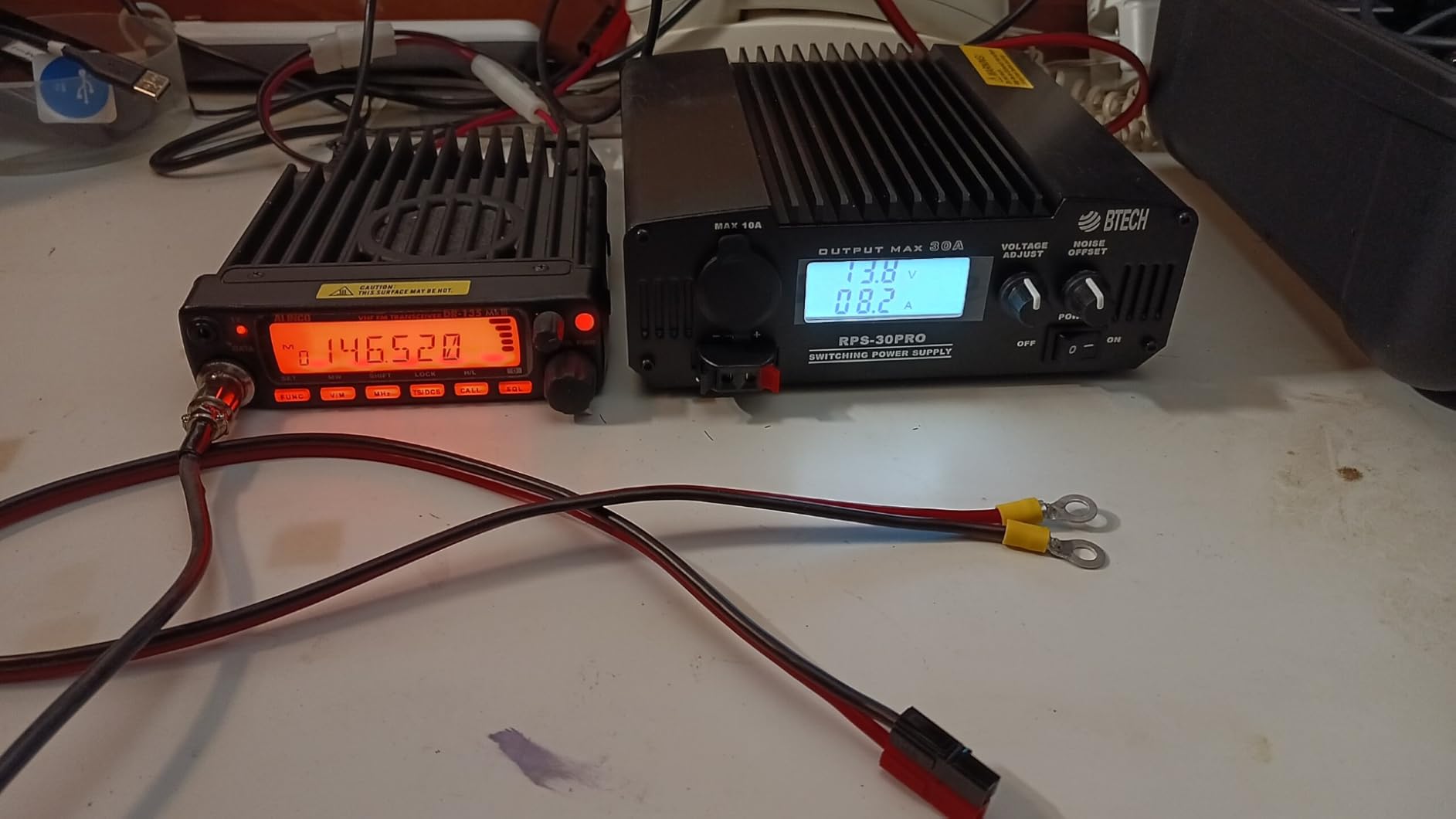 BTECH RPS-30PRO 30 Amp Regulated Universal Compact Bench Power Supply, AC-to-DC Power Convertor, 13.8V (9~15VDC Adjustable) with Noise Offset Adjustment, Includes Multiple Power Connections customer photo 1