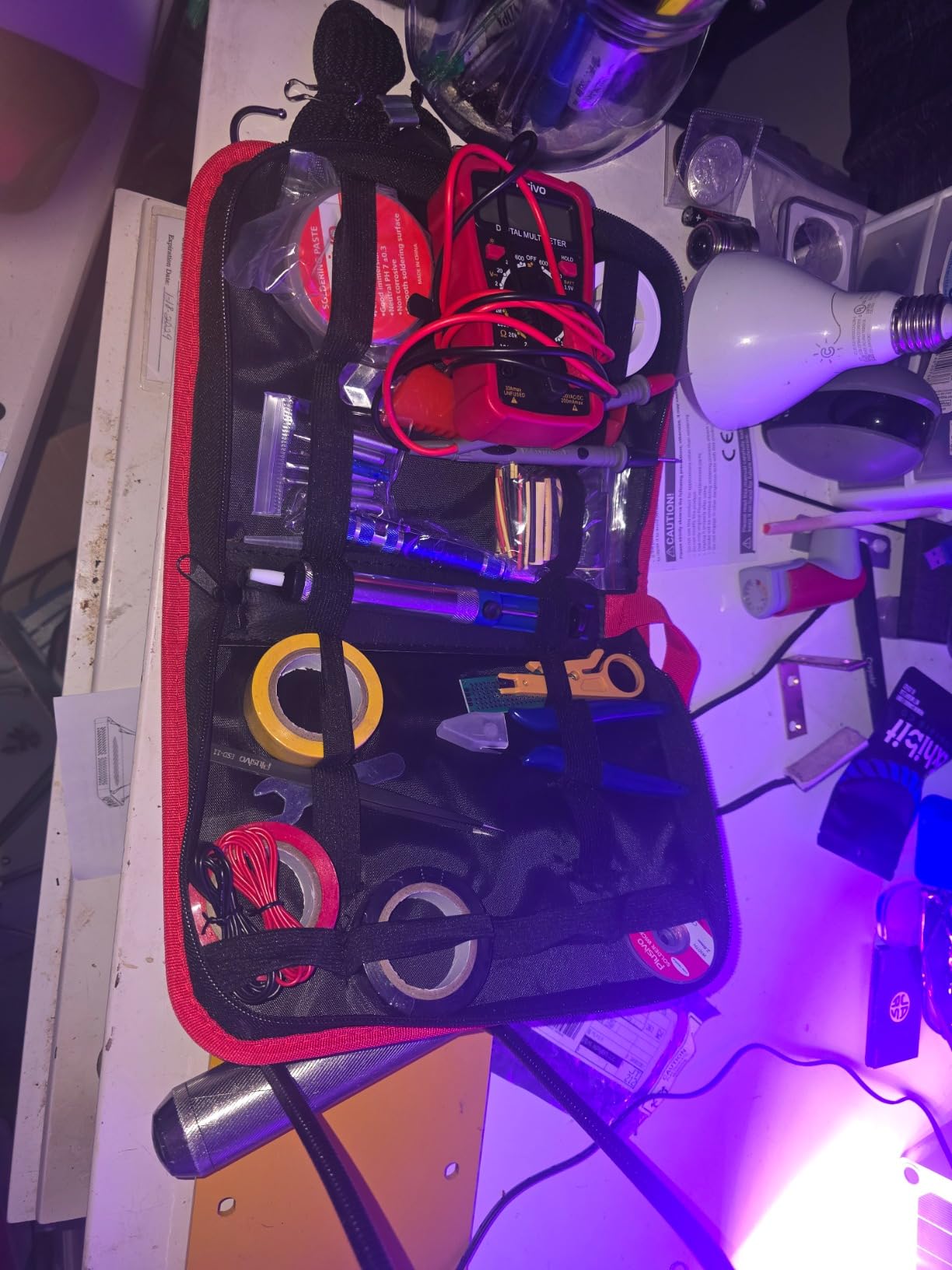 Soldering Iron Station Kit Digital Display Helping Hands 60 W 5 pcs Solder Tips, Solder Wire, Digital Multimeter °C/ºF Conversion, Standby/Sleep Mode, Calibration Support for Electricians from Plusivo customer photo 1