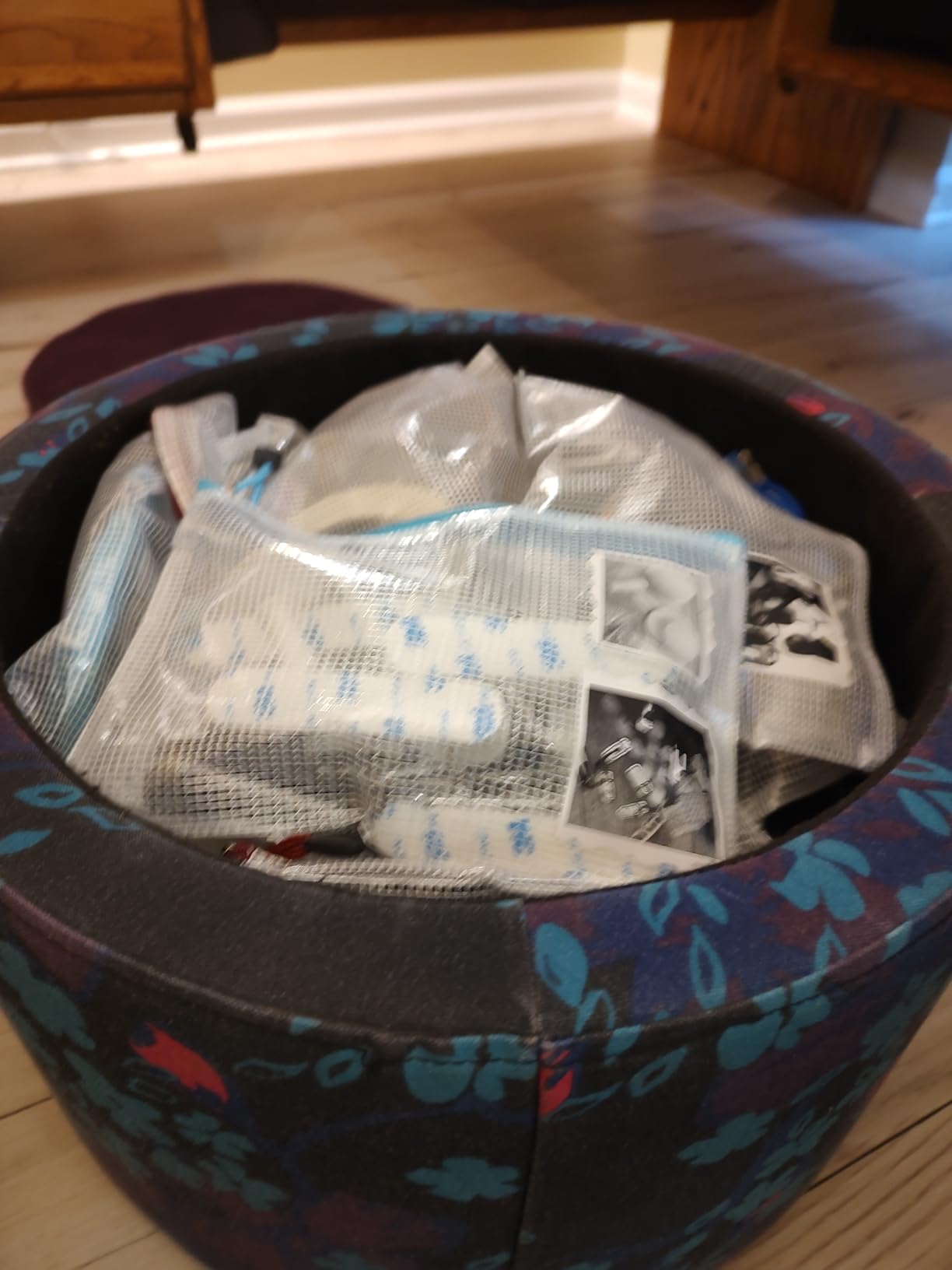 EOOUT 42pcs Mesh Zipper Pouch, 8 Sizes Waterproof Zipper Bags, 17 Colors, Multipurpose for Board Games Travel Storage, School Supplies, and Home Organization customer photo 1