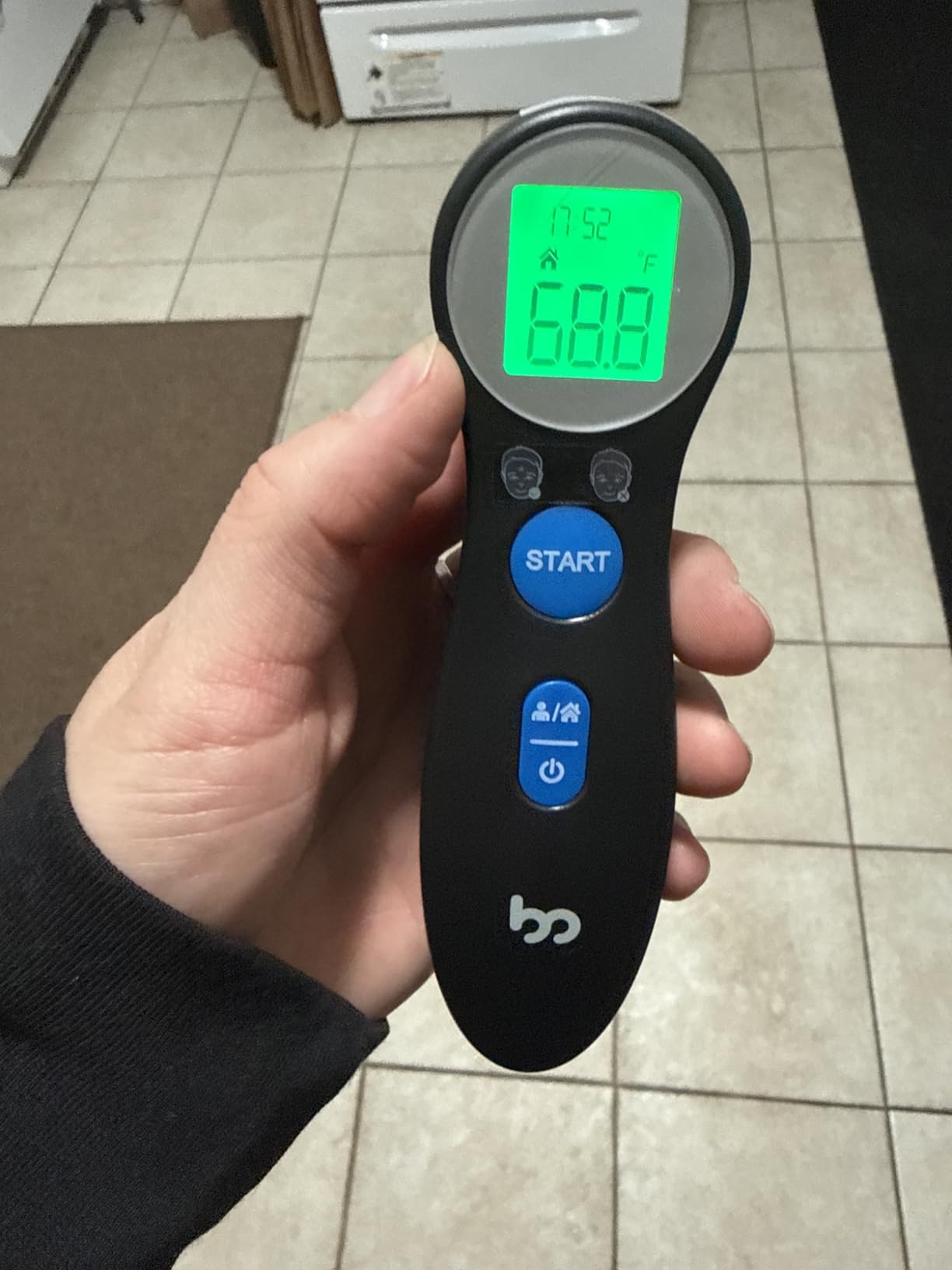 Forehead Thermometer for Adults and Kids, Digital Touchless Thermometer for Baby, Infants and Toddlers, 3 Color Fever Alarm,1s Fast Accurate Reading, Non Contact customer photo 2