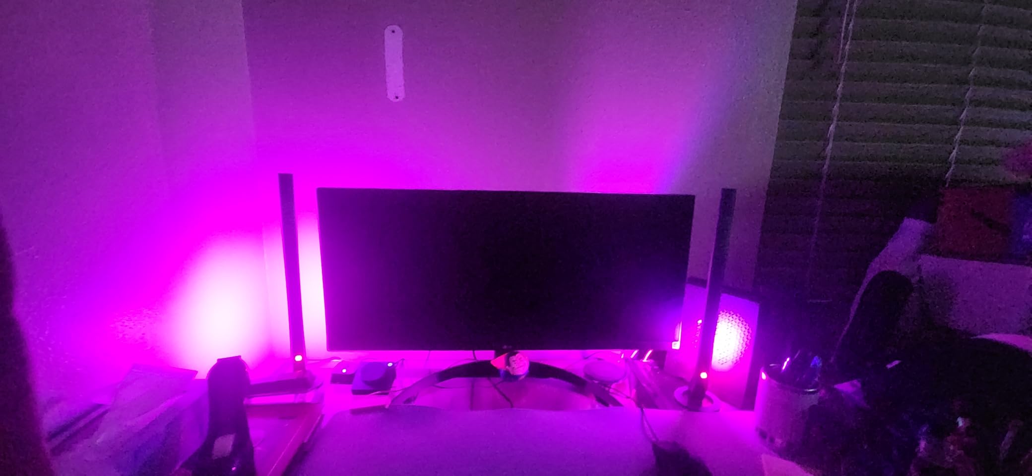 RGBIC Gaming Light Bars H6047 with Smart Controller, Wi-Fi Smart LED Gaming Lights with Music Modes and 60+ Scene Modes Built, Works with Alexa & Google Assistant, Game Room Lights Decor customer photo 2