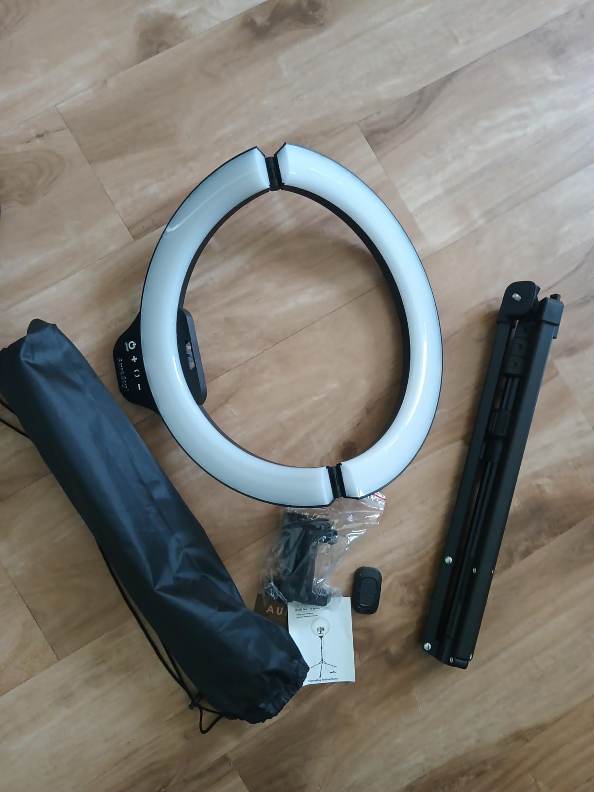 Aureday 14'' Selfie Ring Light with 62'' Tripod Stand and Phone Holder, Dimmable LED Phone Ringlight for Makeup/Video Recording/Photography, Circle Lighting for All Cell Phones&Lightweight Cameras customer photo 2