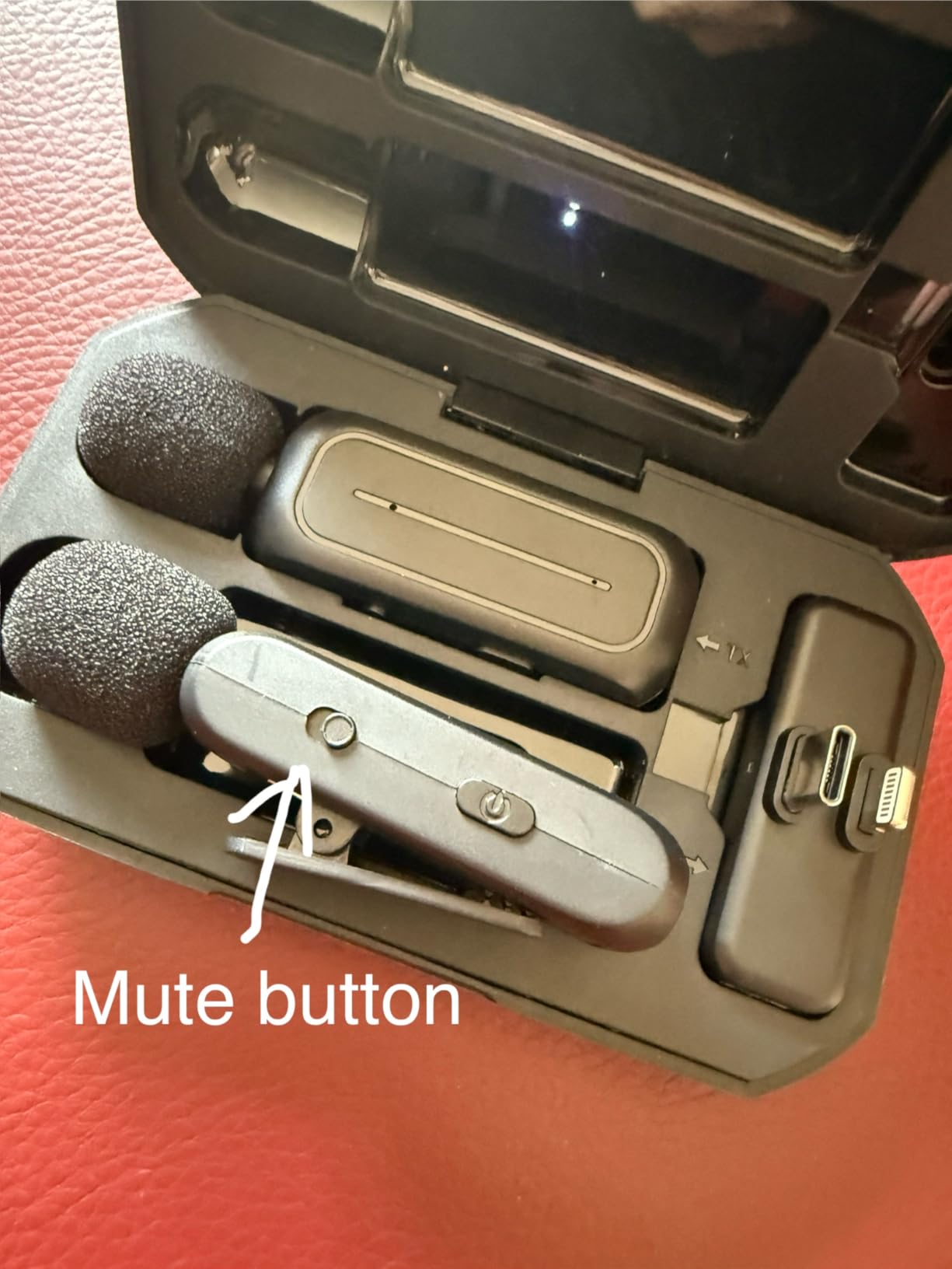 2 Pcs Wireless Lavalier Microphone for iPhone iPad Android with Charging Case 7H Clip on Lapel Microphone Wireless for Video Recording Vlogging, YouTube, Interview, 3 Mode Denoise, 70ft customer photo 2