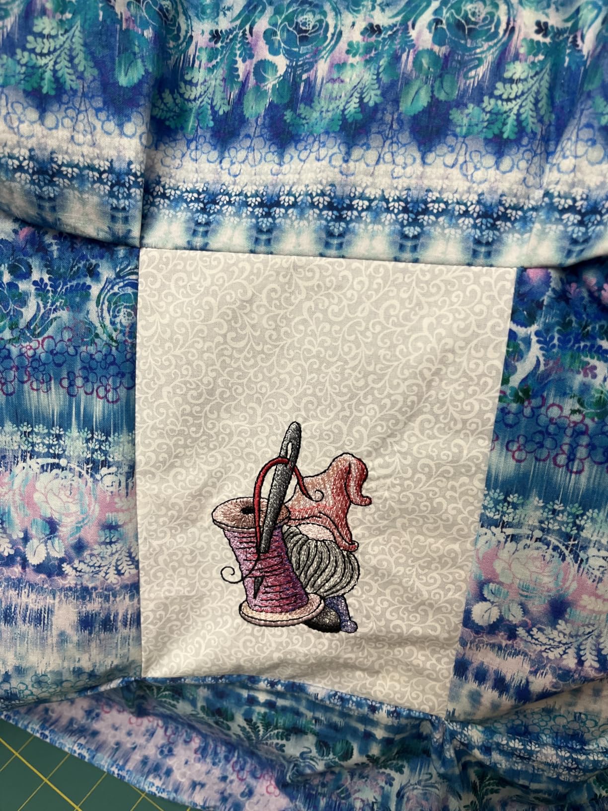 Brother PE900 Embroidery Machine with WLAN customer photo 2