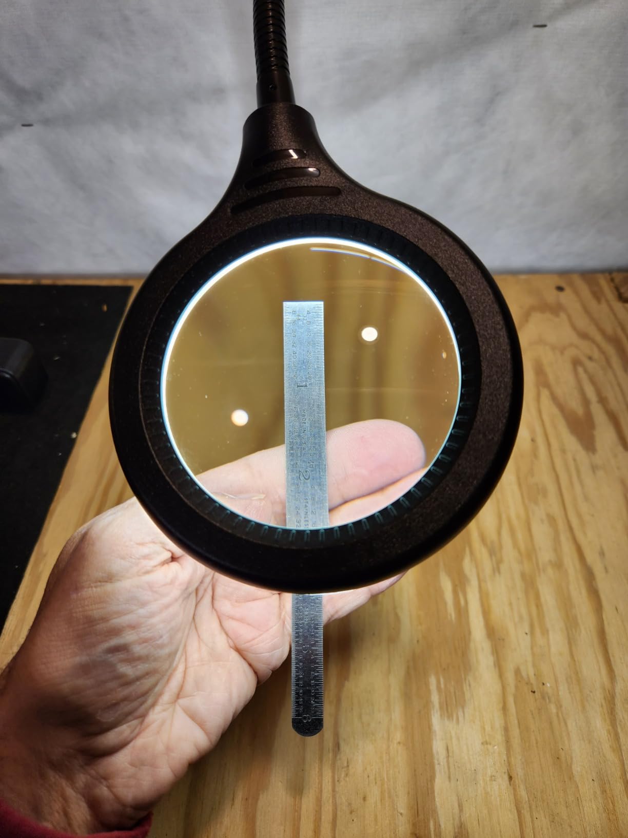 10X Magnifying Glass with Light and Clamp, 5 Color Modes Stepless Dimmable Lighted Magnifier with Stand, Flexible Gooseneck LED Desk Lamp Hands Free for Craft Reading Painting Hobby Close Work customer photo 2