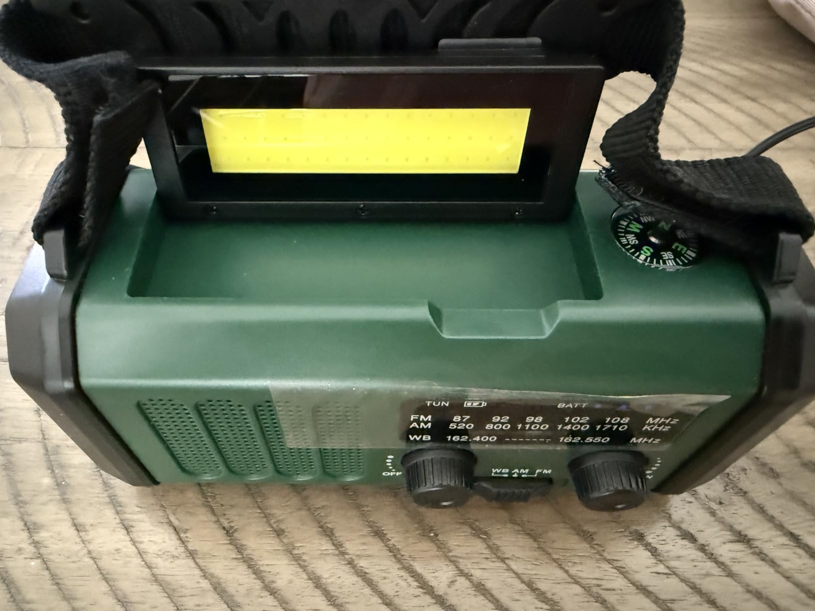 Hand Crank Emergency Radio, NOAA Weather Radio with AM/FM solar Radio,10000mAh Rechargeable Battery, Flashlight & Reading Light, SOS Cell Phone Charger for Storm, Hurricanes Indoor Outdoor Emergencies customer photo 2