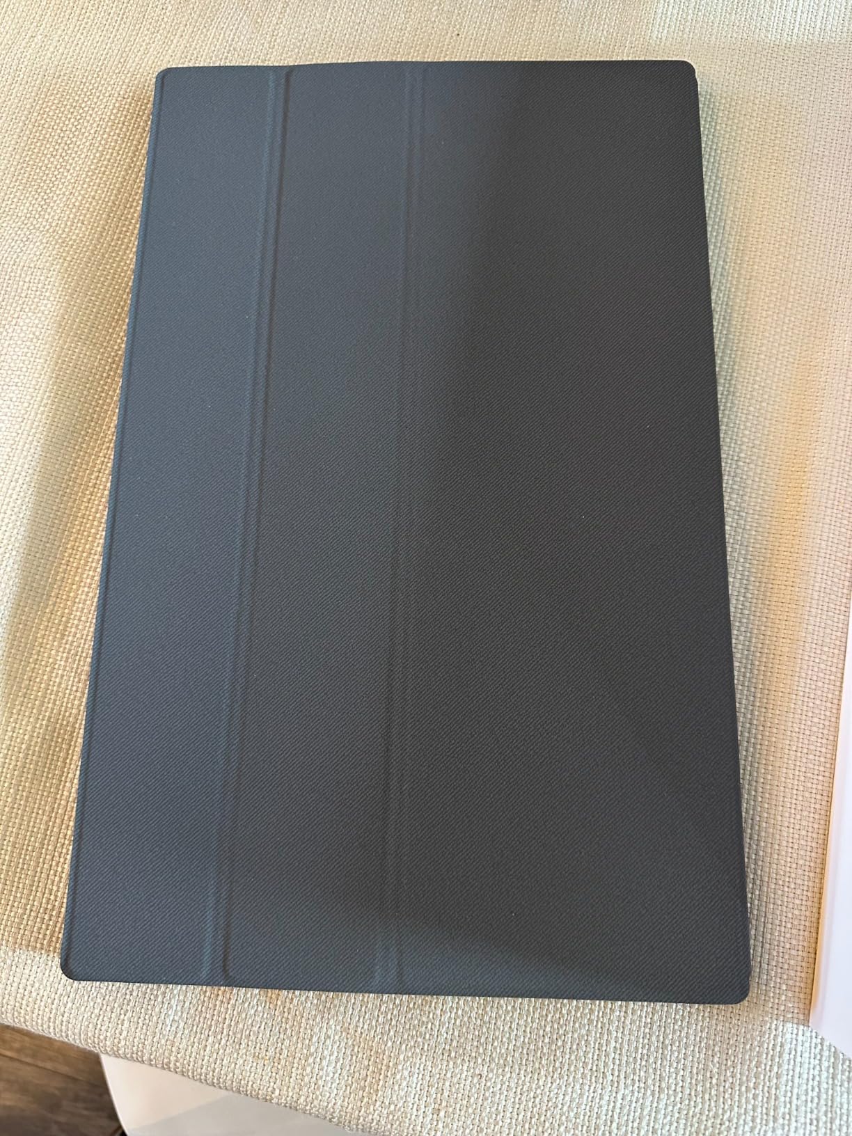 MNN Portable Monitor 15.6inch FHD 1080P USB C HDMI Gaming Ultra-Slim IPS Display w/Smart Cover & Speakers, HDR Plug&Play, External Monitor for Laptop PC Phone Mac (15.6'' 1080P) customer photo 1