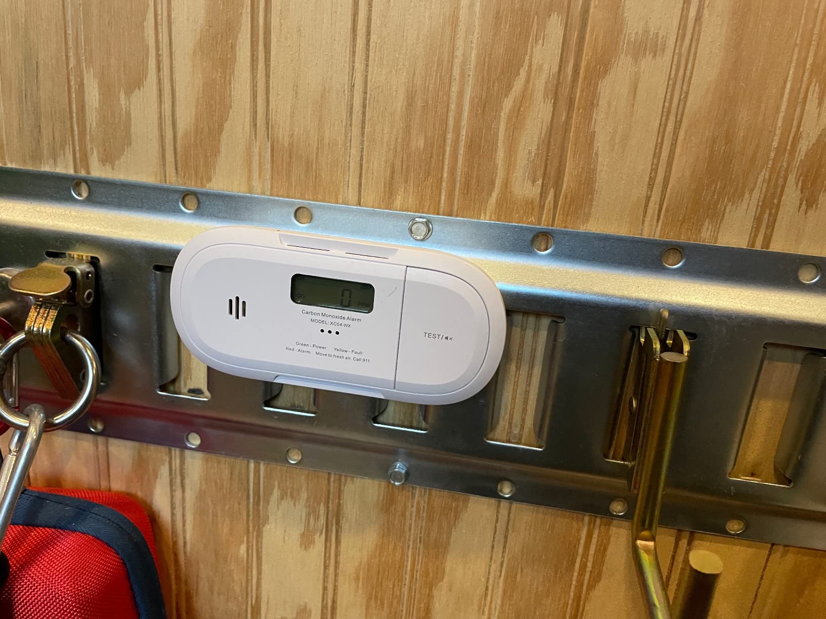 X-Sense Smart Carbon Monoxide Detector, Wi-Fi CO Detector, Real-Time Push Notifications via X-Sense Home Security App, Replaceable Battery customer photo 1