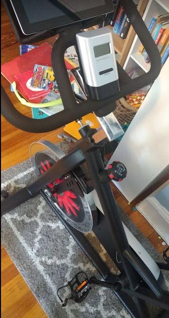 JOROTO Exercise Bike, Magnetic Stationary Bikes for Home with 40LBS Flywheel, App Supported Indoor Bike with 350LBS Weight Capacity, Low Noise,Digital Monitor,Bottle and Tablet Holder customer photo 2