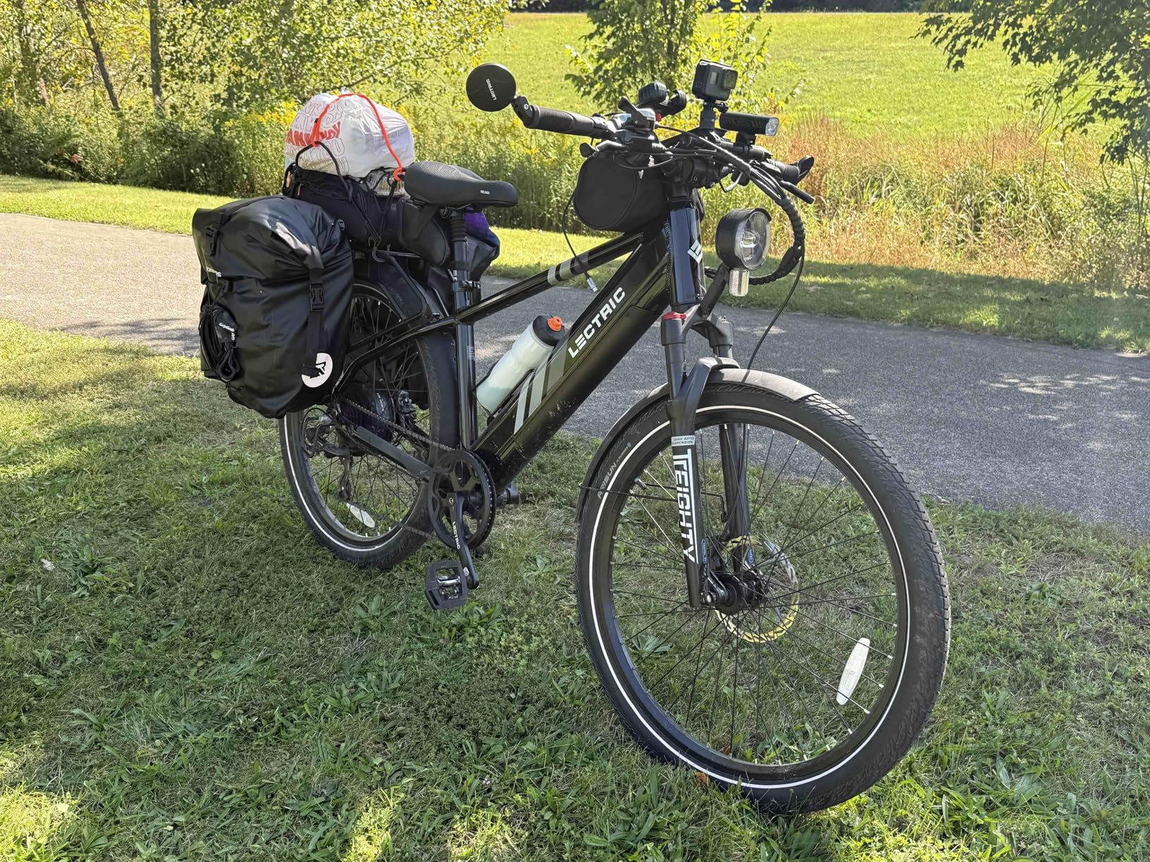 ROCKBROS Bike Panniers Waterproof Bike Rear Rack Bag Max 30L Large Capacity Bike Rear Panniers for Cycling Traveling Commuting 1 Pack customer photo 1