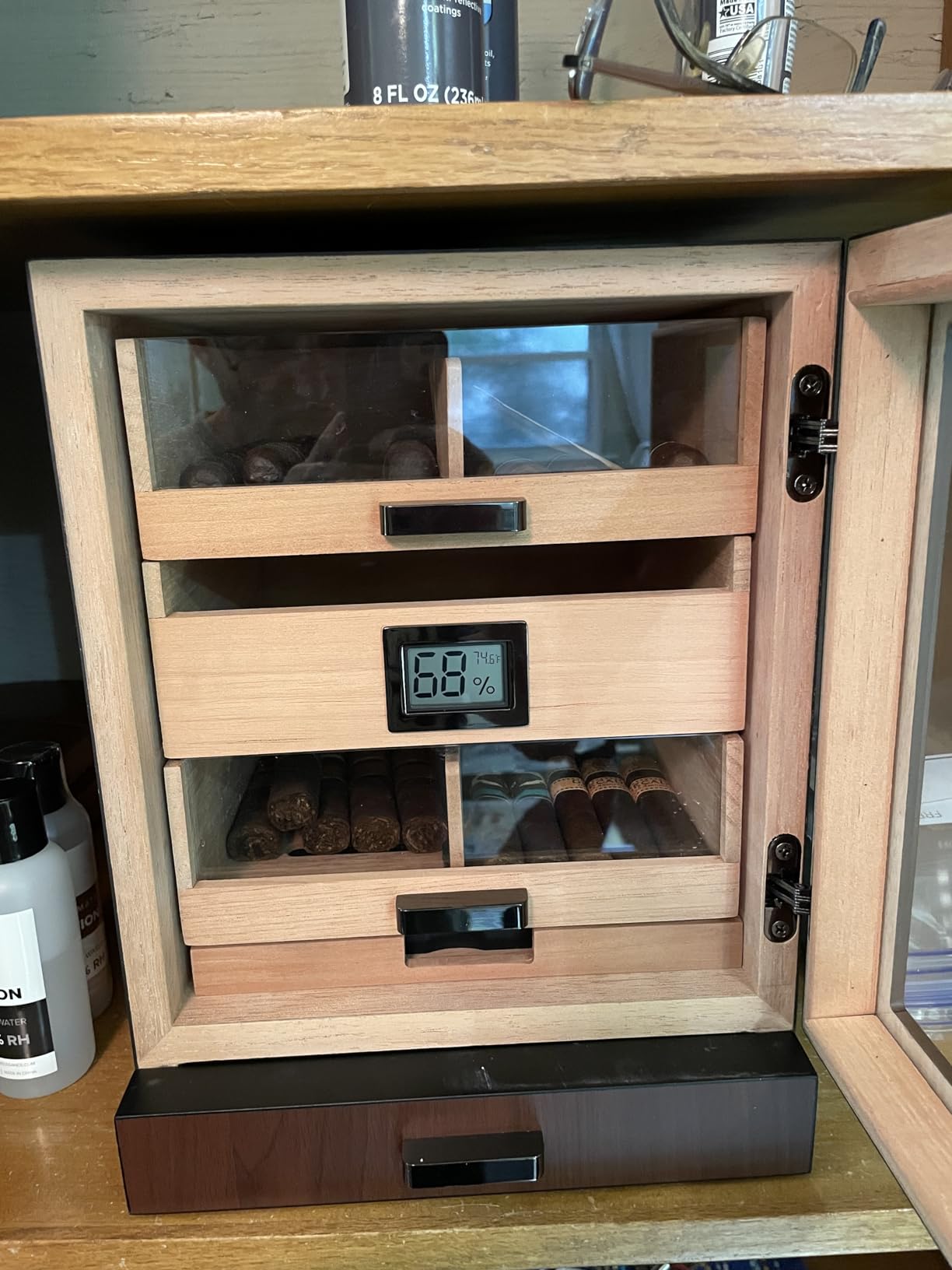 CASE ELEGANCE Luca Humidor Cabinet Stores 80-100, Cigar Humidor Box with Spanish Cedar, Glass Display, Easy Humidification System, Digital Hygrometer - Brown customer photo 1