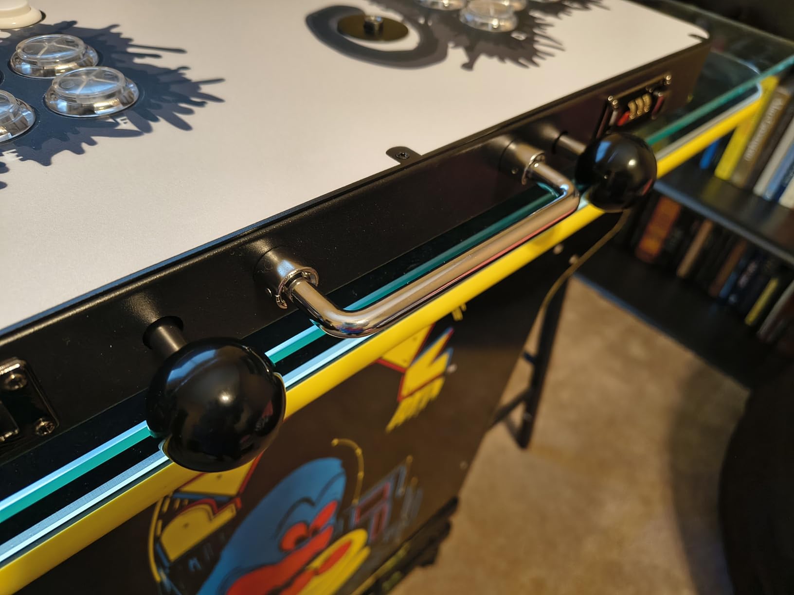 Portable 20000 in 1 Metal Box 3D Arcade Game Console, 22 inch Screen Retro Electronic Game Console, with Search/Hide/Save/Load/Pause Functions customer photo 2