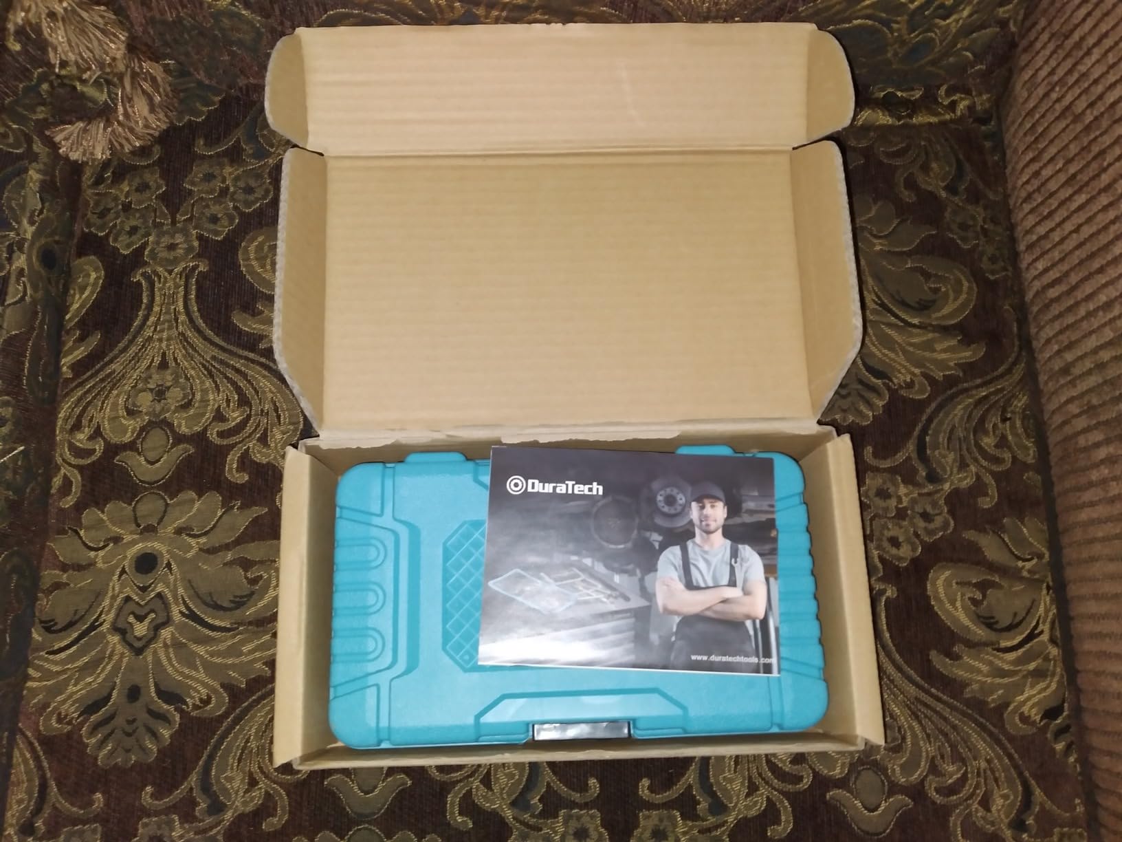 DURATECH 31 Pieces Bicycle Tool Kit, Complete Bike Repair Kit with Storage Box, Mountain Bike Repair Tools, for Mountain, Road, and Park Bicycle with Chain Riveter, Tire Levers, Crank Puller customer photo 2