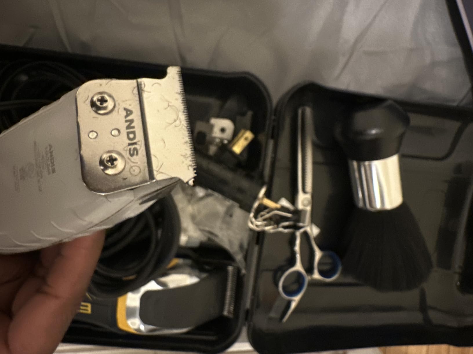 Andis 04780 Professional T-Outliner Beard & Hair Trimmer for Men with Carbon Steel T-Blade, Bump Free Technology - Corded Electric Beard Trimmer, GTO, Grey customer photo 1