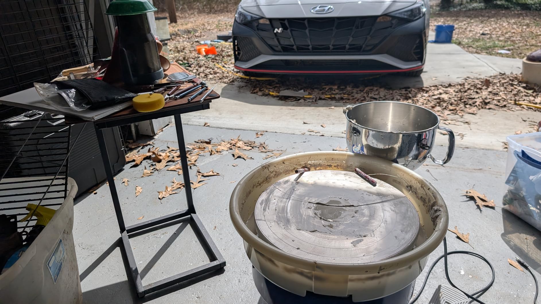 VEVOR 14in Pottery Wheel for Adults Beginners, 0-6in Height-Adjustable, 450W Pottery Forming Machine 60-300RPM Electric Ceramic Wheel, Blue customer photo 2