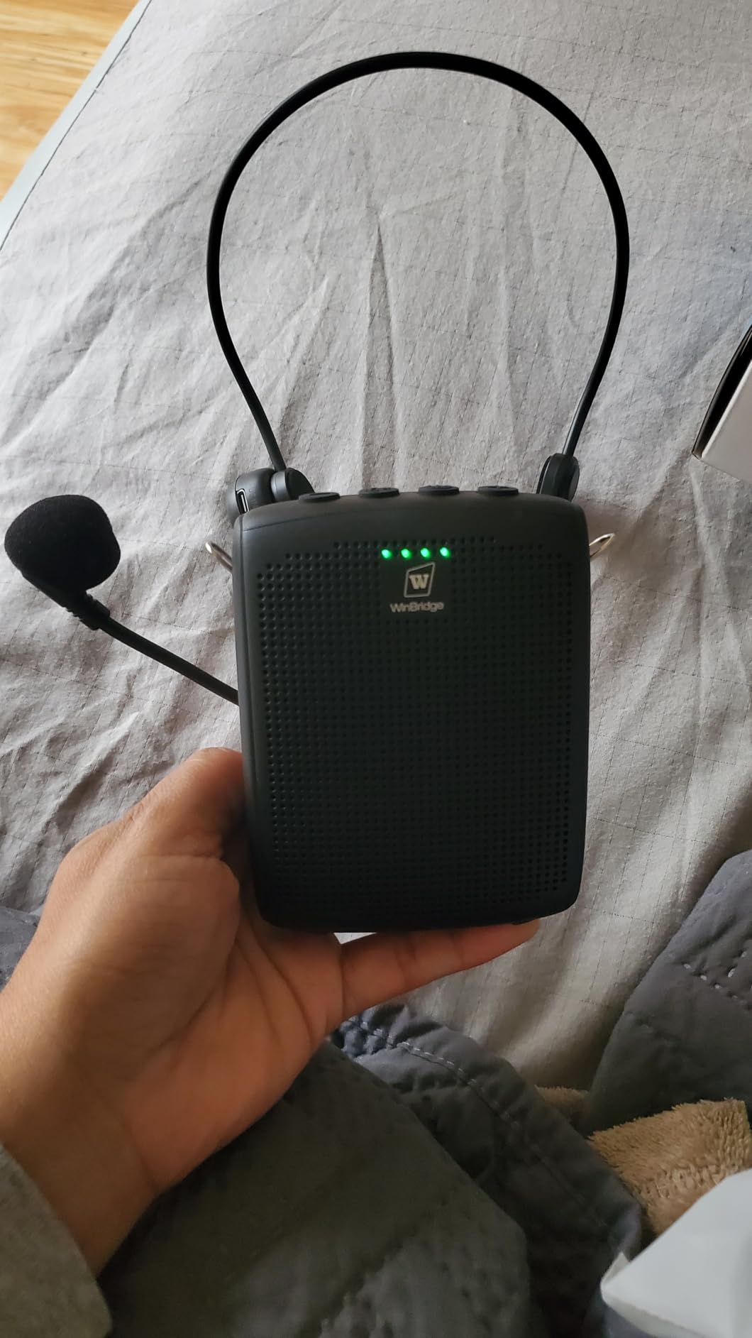 WinBridge Voice Amplifier with Bluetooth, Portable Speaker and Microphone Set, Wireless Mic Headset Speaker for Teachers, Tour Guide, Public Speaking, Fitness Instructors, Features Mute, 15W WB002 customer photo 2