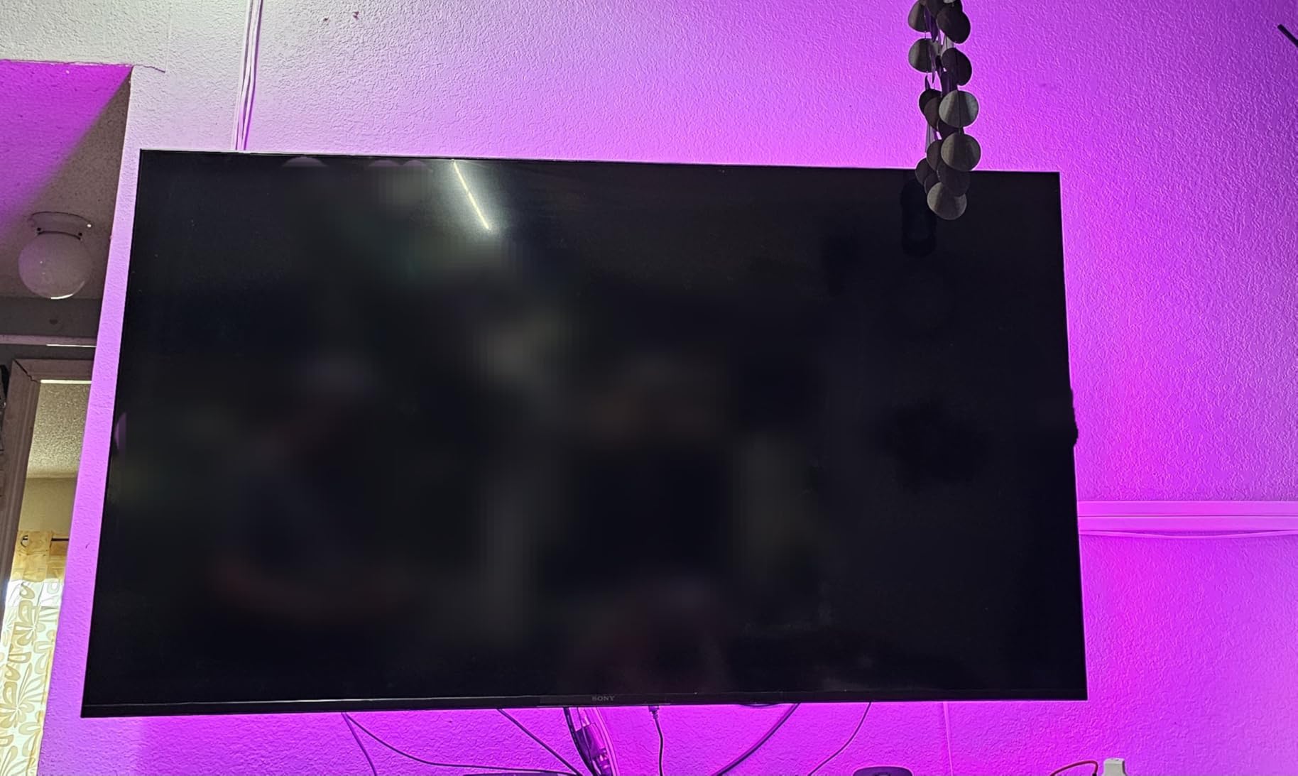 WiFi Door Window Sensor: Smart Contact Sensor with App Alerts, Door Open Detector Compatible with Alexa Google Assistant, Entry Detector Sensor for Home Security and Home Automation (4-Pack) customer photo 1