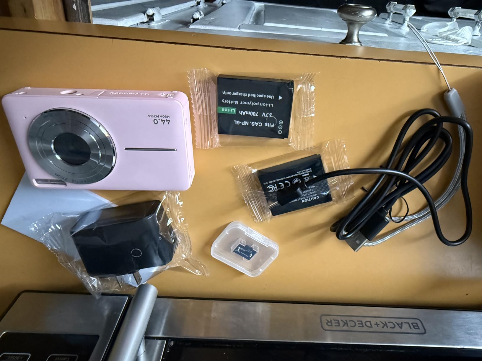 Digital Camera, FHD 1080P Point and Shoot Kids Camera, with 32GB Card, 2 Batteries, 16X Zoom Anti Shake Date Stamp, Compact Portable Small, for Starter Kid Children Teen Student Girl Boy(Pink) customer photo 1