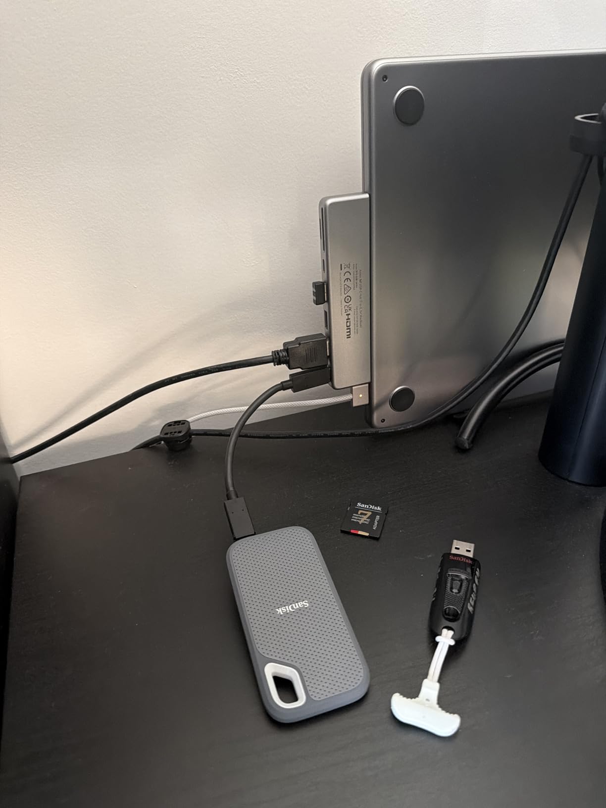 Anker USB C Hub for MacBook, 7-in-2 with 4K@60Hz HDMI, Compatible with Thunderbolt 4, 1 Type C and 2 USB A Data Ports for MacBookPro 13 Inch, MacBookAir M1 / M2, and More customer photo 1