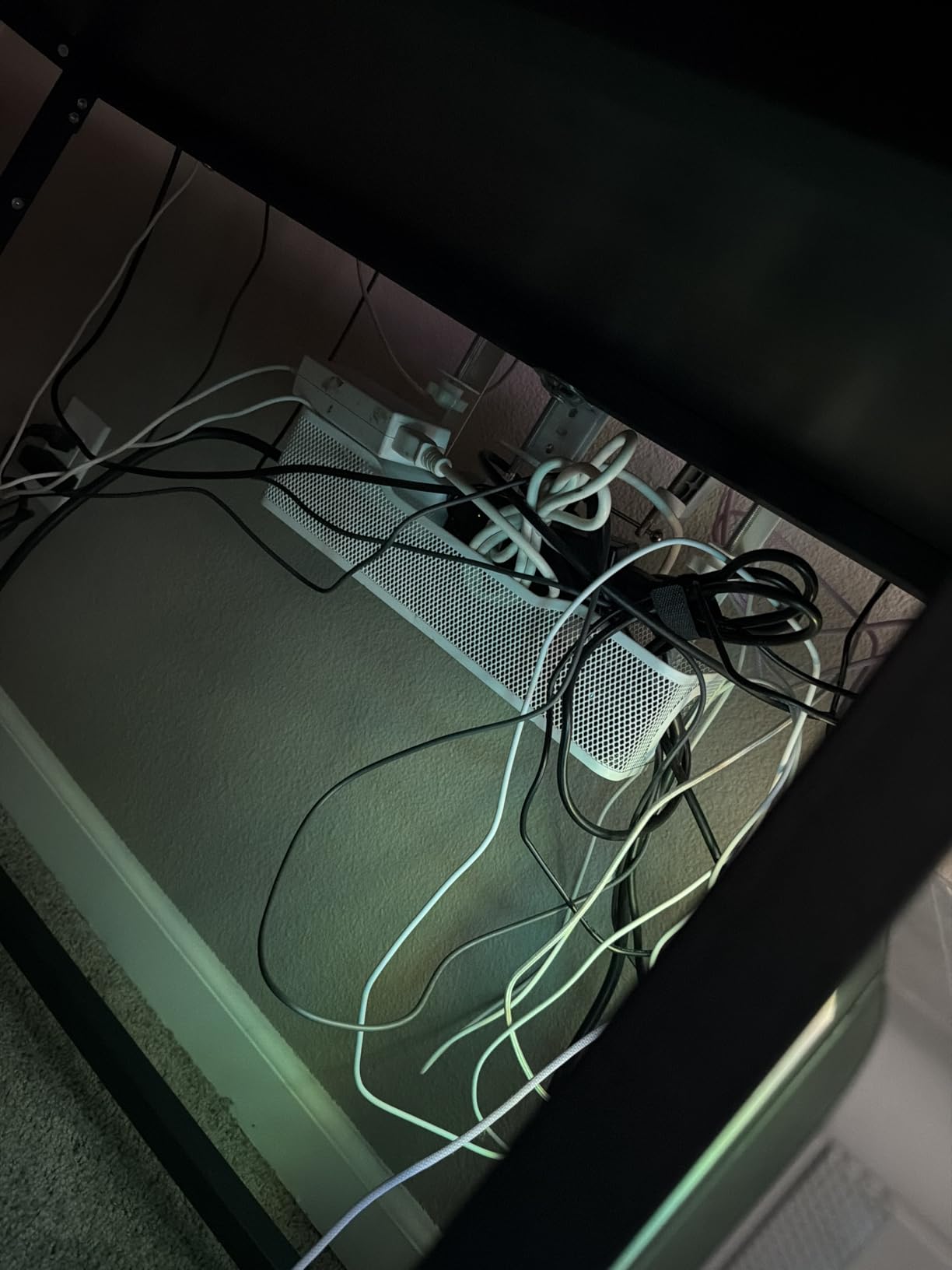 Under Desk Cable Management Tray White, Cinati Wire Organizers No Drill, Cable Tray with Clamp for Wire Management, Cord Organization Box for Office, Home - No Damage to Desk customer photo 1