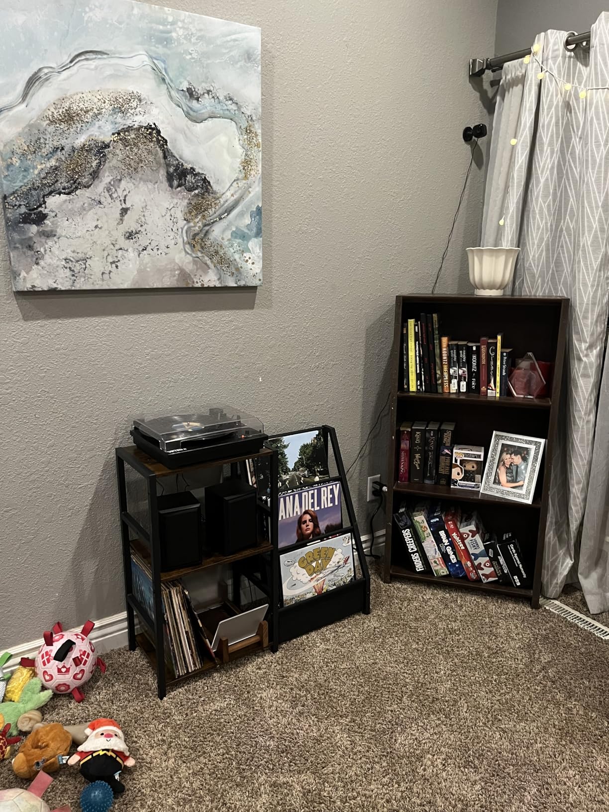 Bikoney Record Player Stand, Turntable Stand with 3-Tier Vinyl Record Storage, Record Player Table 200 Albums, End Table with Vinyl Display Holder Shelf, Record Player Cabinet Media Console for Stereo customer photo 2