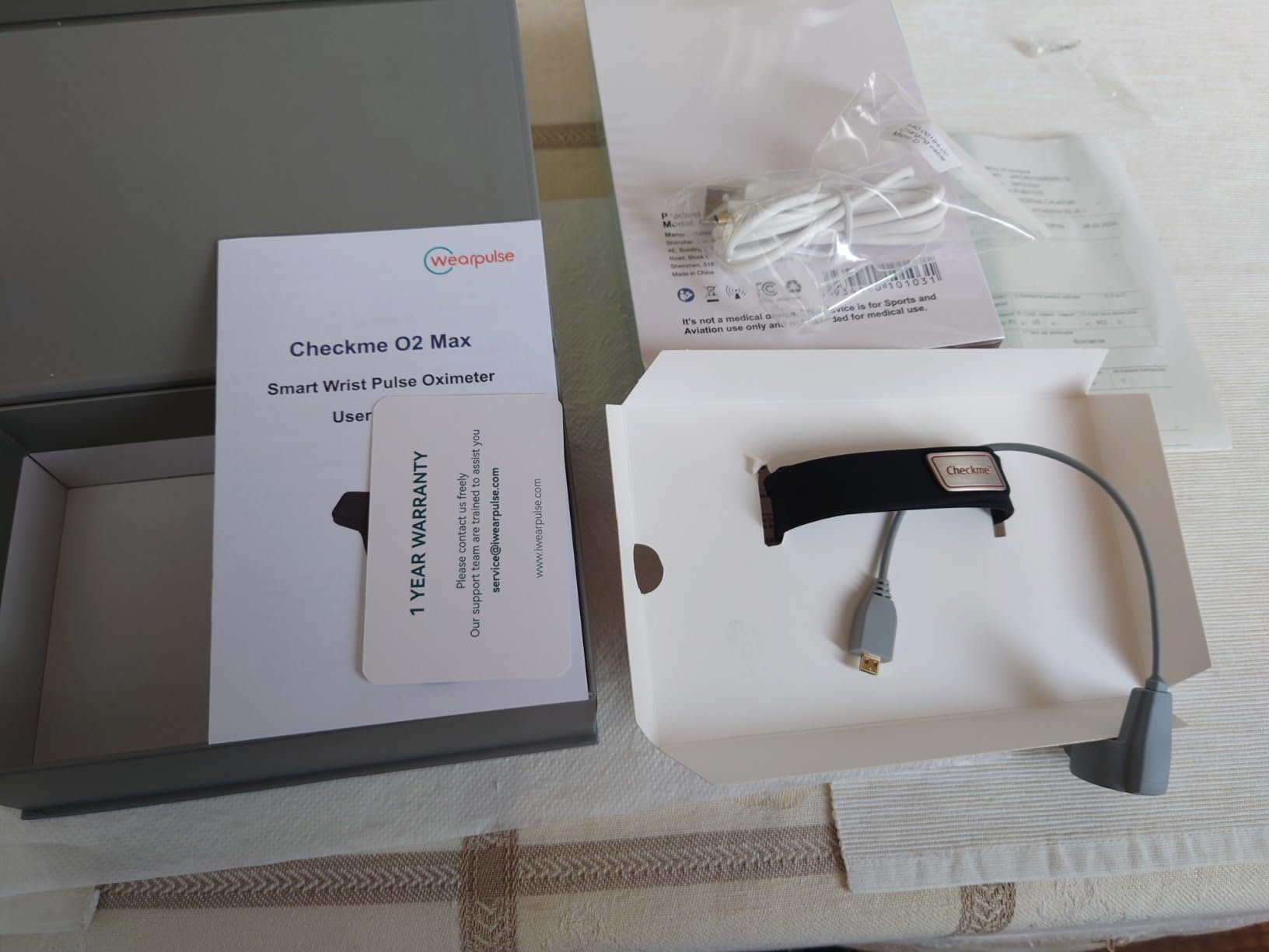 Continuous Wrist Pulse Oximeter, Blood Oxygen Saturation Monitor with Smart reminder, Bluetooth, 72 Hours Endurance Tracking SpO2 and Pulse Rate, Checkme O2 Max with PC Software & APP customer photo 1