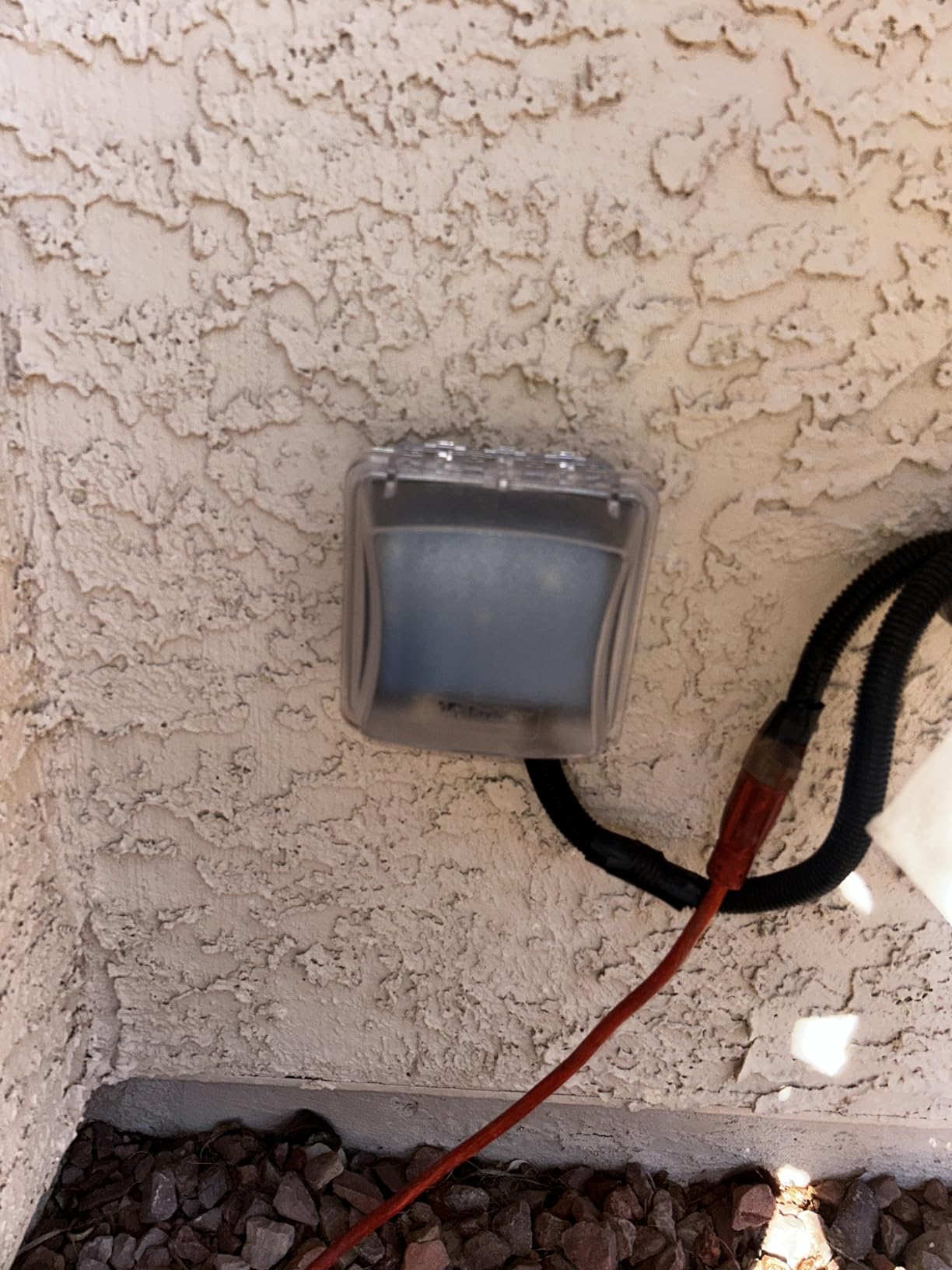 YoLink Smart Water Leak Protection System Kit: Bulldog Valve Robot, Smart Valve Controller 2, 3 Water Leak Sensors, Hub customer photo 1