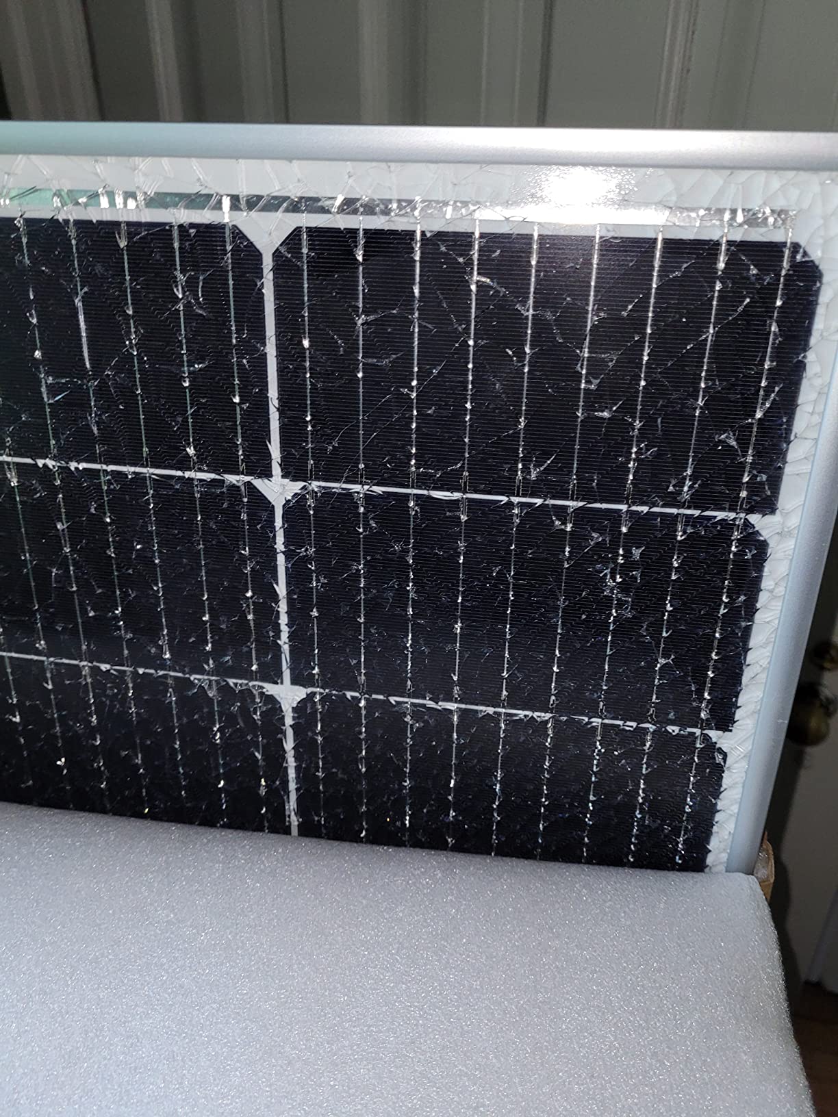 Newpowa 200W Portable Solar Panel Kit with Adjustable Kickstand Case,200Watt 12Volt Foldable Panel+20A MPPT Controller+20FT Controller Cable+20ft 12AWG customer photo 1