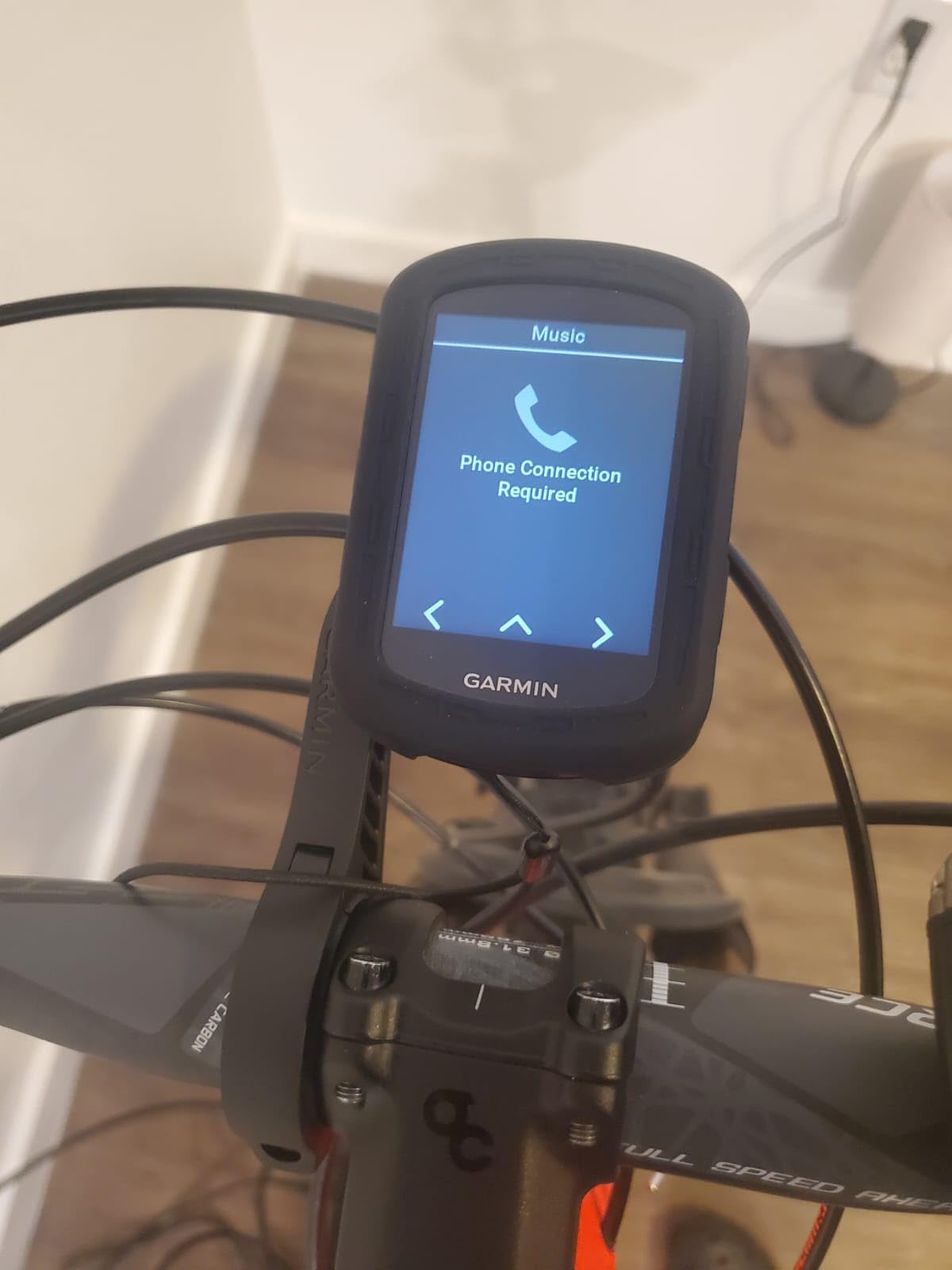 Garmin Edge 840, Compact GPS Cycling Computer with Touchscreen and Buttons, Targeted Adaptive Coaching customer photo 2