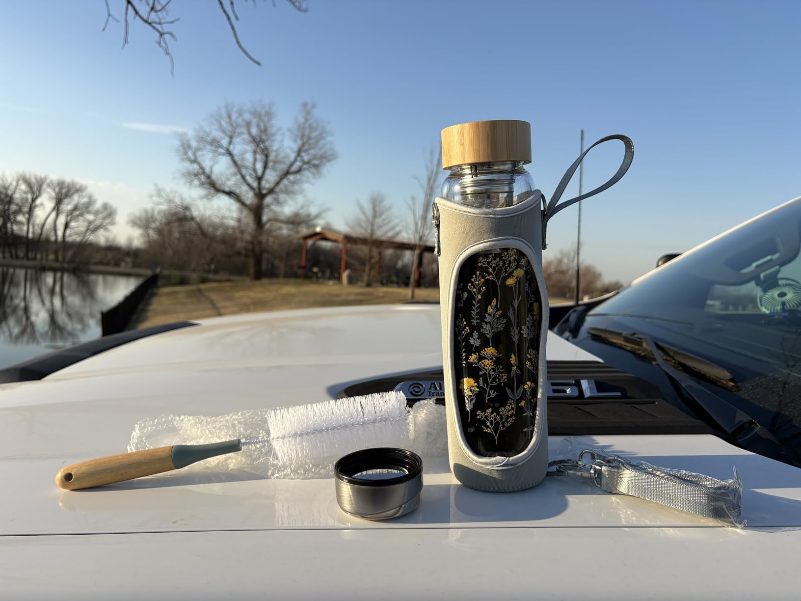 32oz Borosilicate Glass Water Bottle with Tea Infuser, Tea Tumbler with Strainer, Reusable Travel Mug with Sleeve & 2 Lids, Glass Drinking Bottle for Hot or Cold Drinks customer photo 1