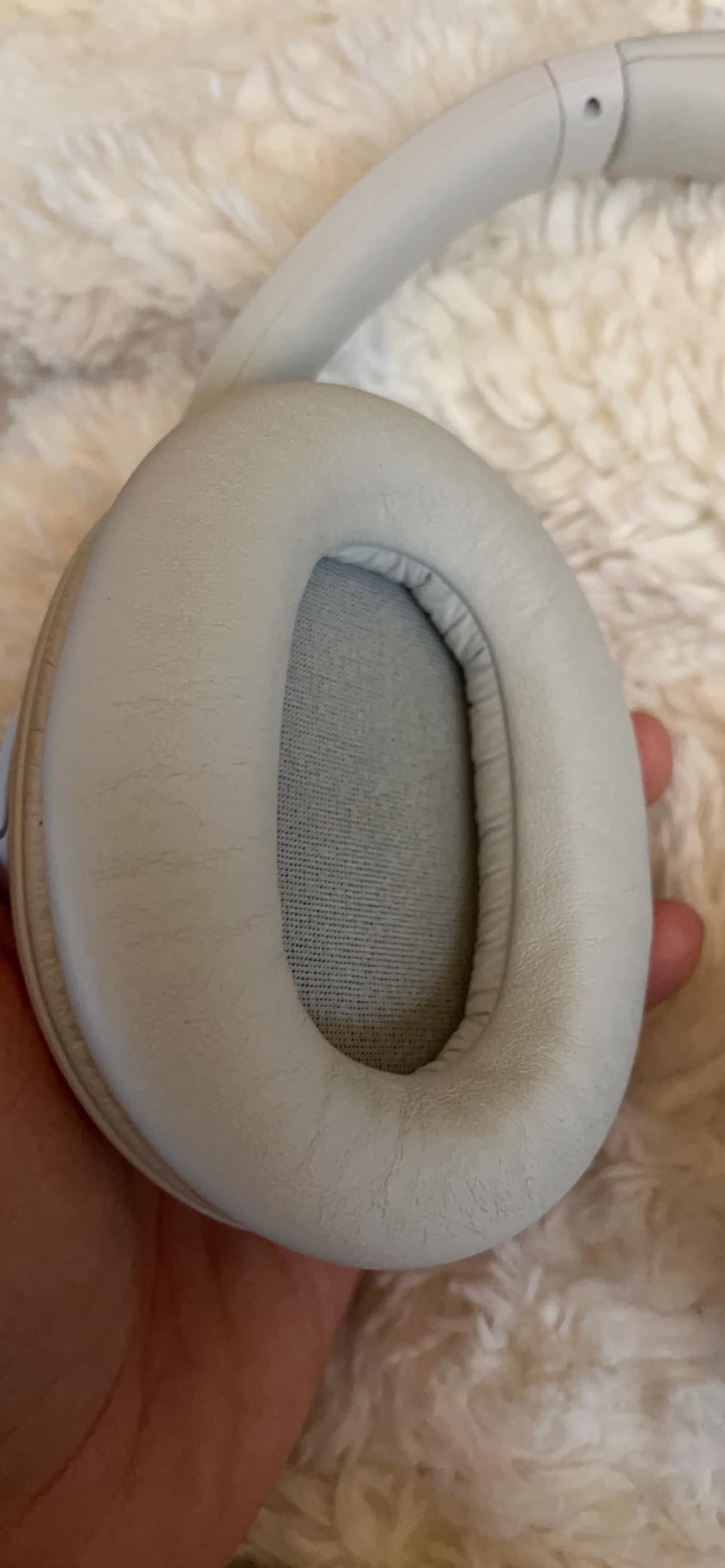 Sony WH-CH720NW Noise Canceling Wireless Bluetooth Headphones - Built-in Microphone - up to 35 Hours Battery Life and Quick Charge - Matte White customer photo 1