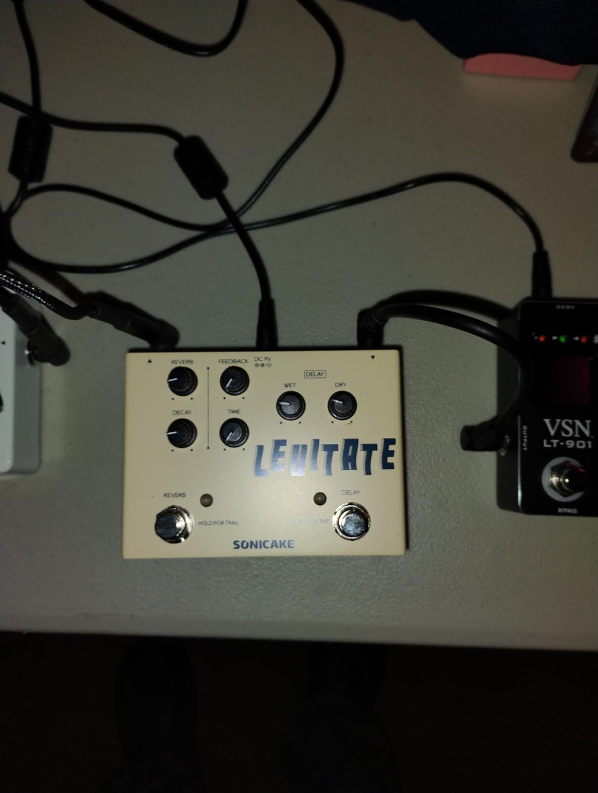 SONICAKE Delay Reverb 2 in 1 Guitar Effects Pedal Digital Levitate customer photo 2