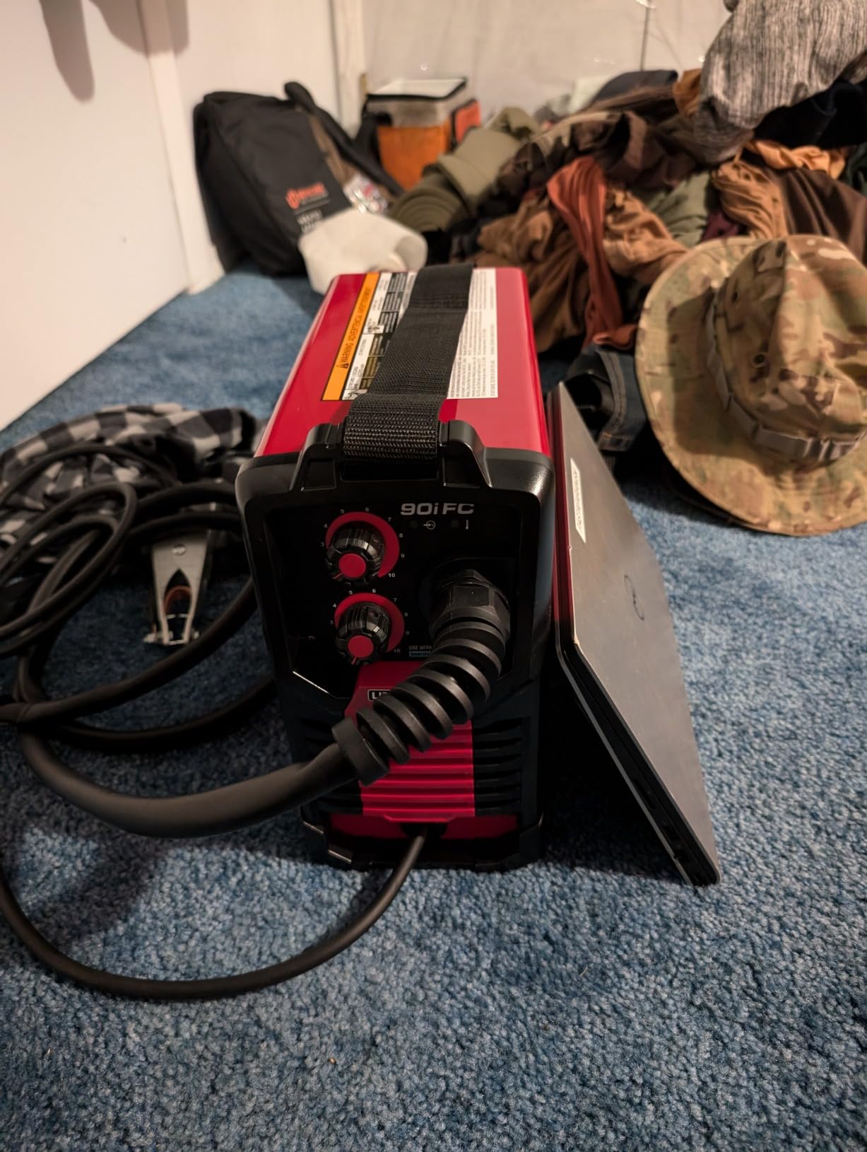 Lincoln Electric 90i FC Flux Core Wire Feed Weld-PAK Welder, 120V Welding Machine, Portable w/Shoulder Strap, Protective Metal Case customer photo 1