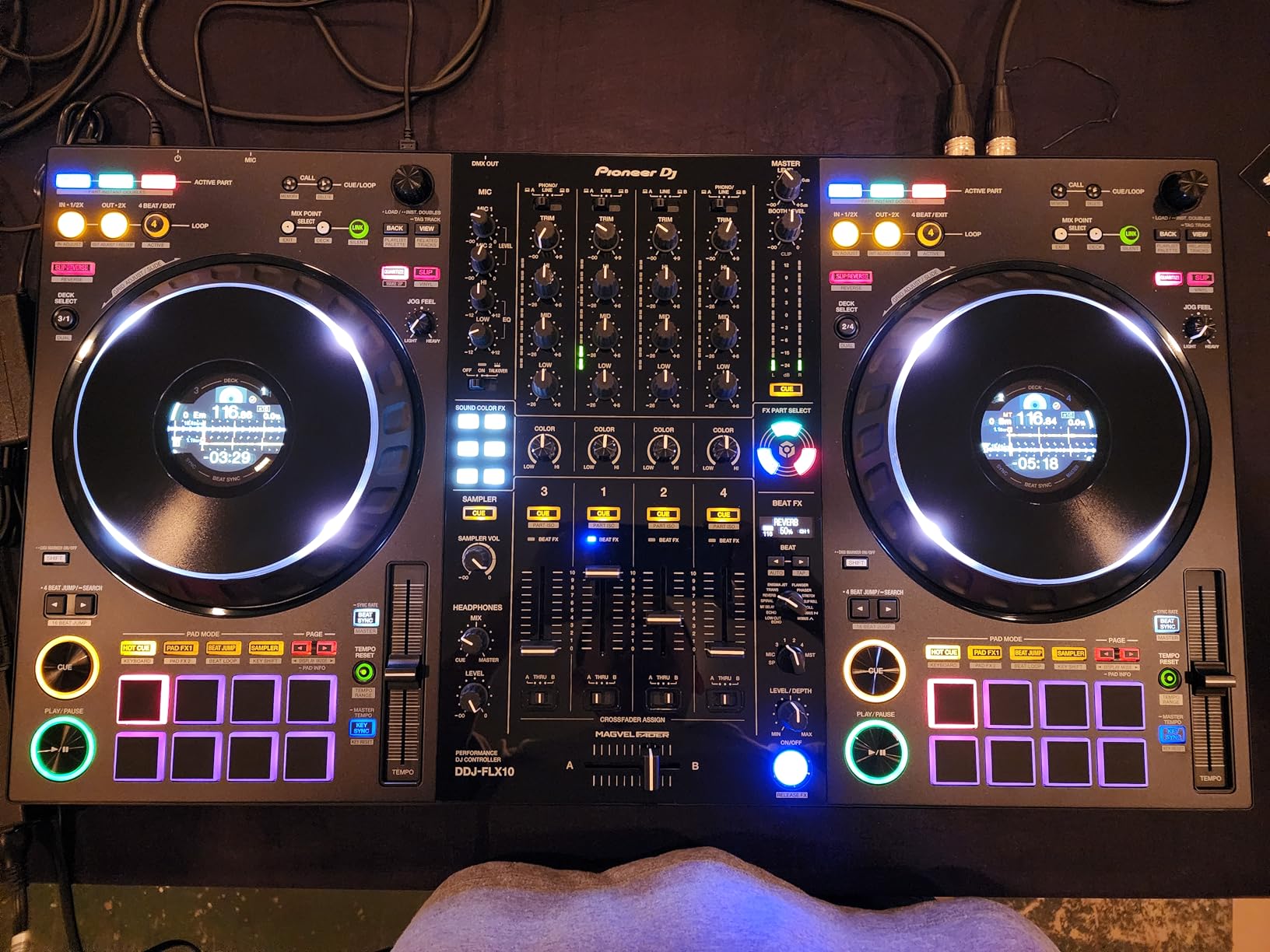 Pioneer DJ DDJ-FLX10 Limited Edition - 4-channel DJ controller for Rekordbox & Serato - Black customer photo 2