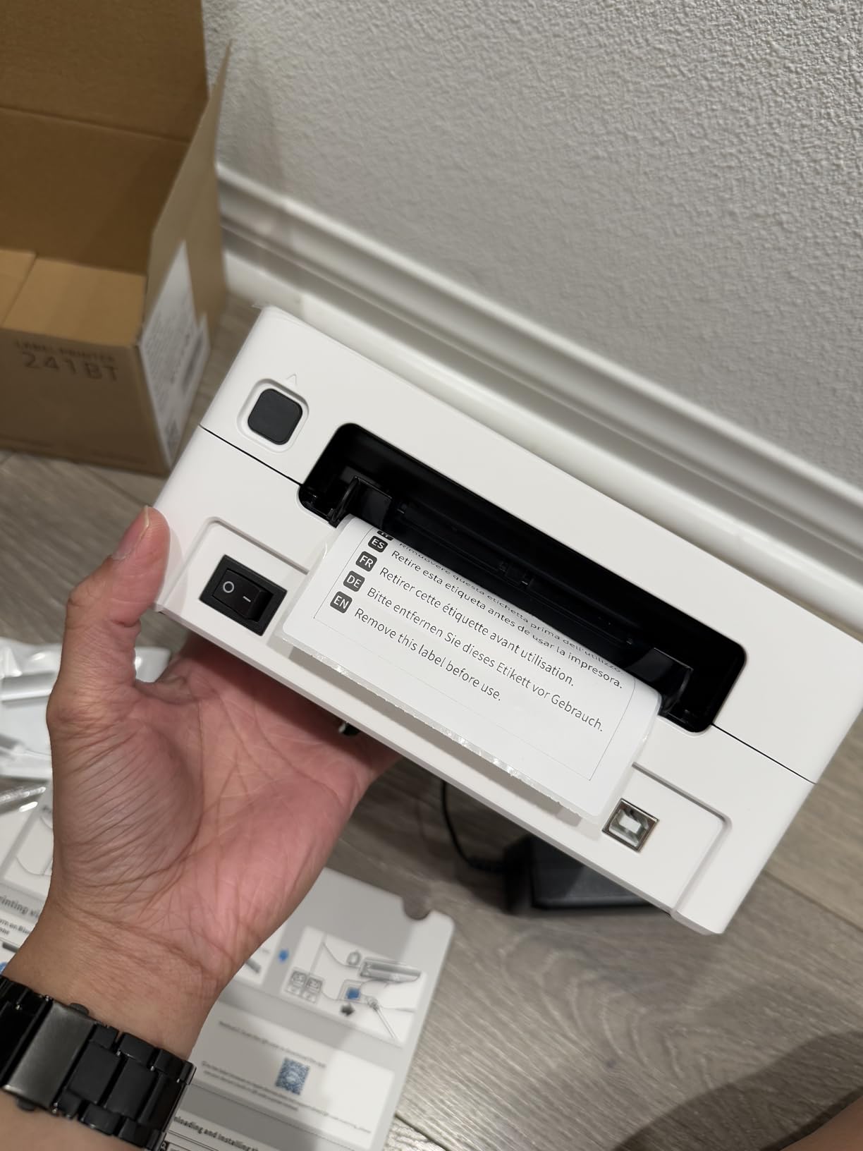 Phomemo 241BT Bluetooth Thermal Label Printer, 4X6 Wireless Shipping Label Printer for Small Business customer photo 2