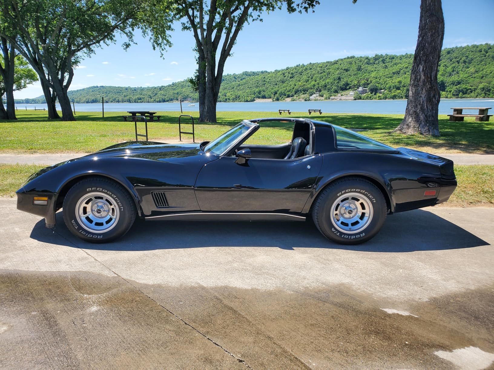 Rockville SS10P 800W Slim Under-Seat Active Car/Truck Subwoofer, Built-in Amp, Wired Remote Bass Knob, Cast Aluminum, for Car Audio Upgrades customer photo 1