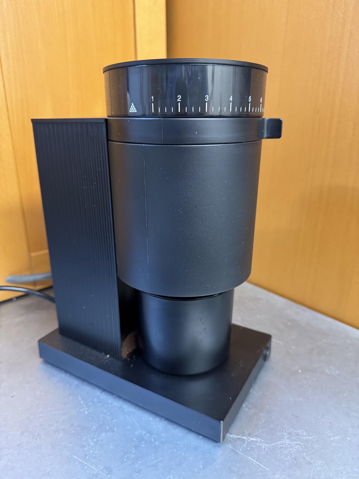 Fellow Opus Conical Burr Coffee Grinder - Electric Espresso Grinder for Home Use, 41 Adjustable Settings for Drip, French Press, Cold Brew & More, 40mm Stainless Steel Burrs, Matte Black customer photo 2