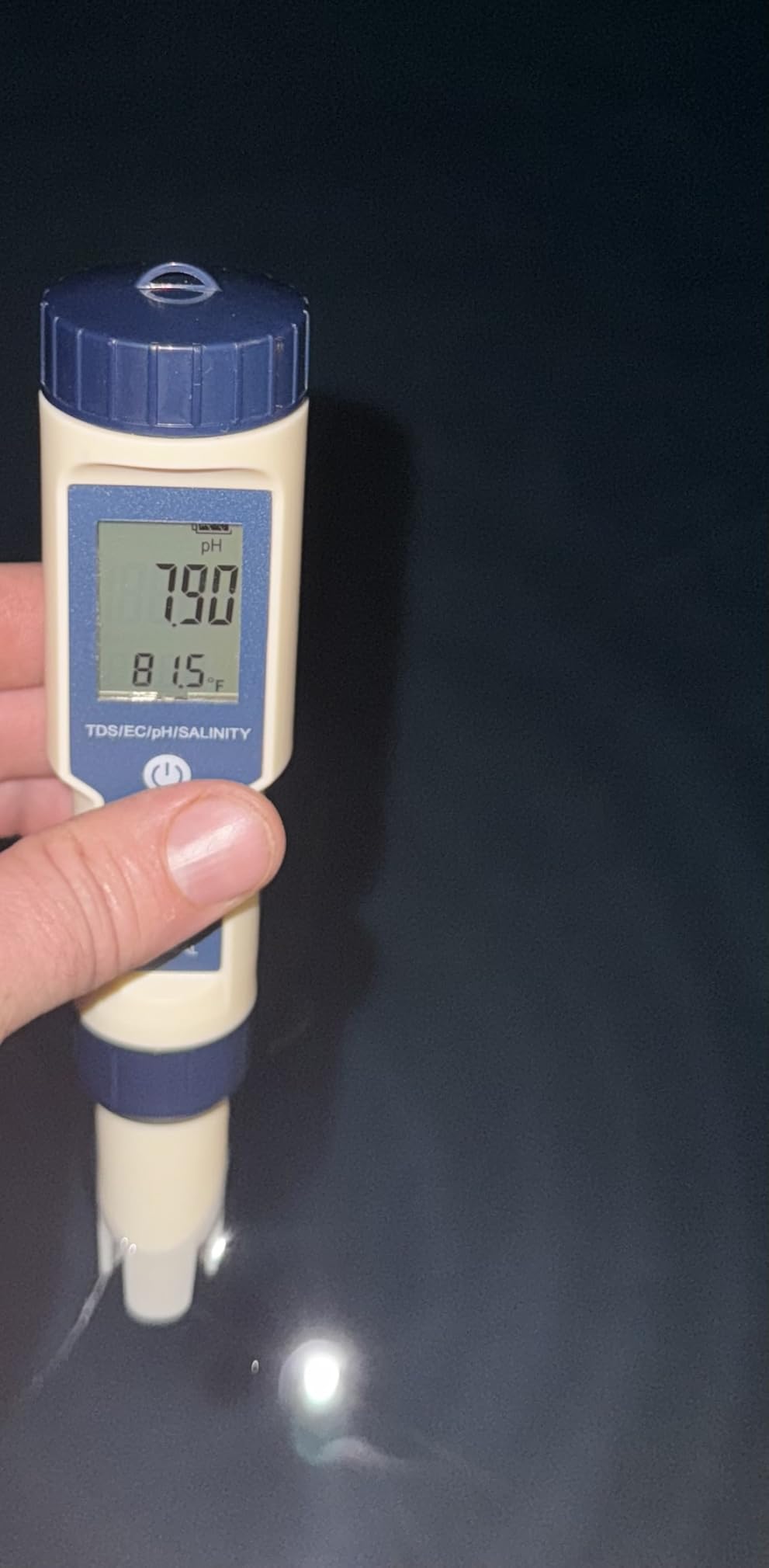 Pool Salt Tester & PH Meter, Hofun Digital Salinity Meter and PH Tester for Aquarium and Pool Saltwater Water, 5 in 1 Salinity PH Temp EC and TDS Meter, Aquarium Swimming Pool Hot Tub, High Accuracy customer photo 1