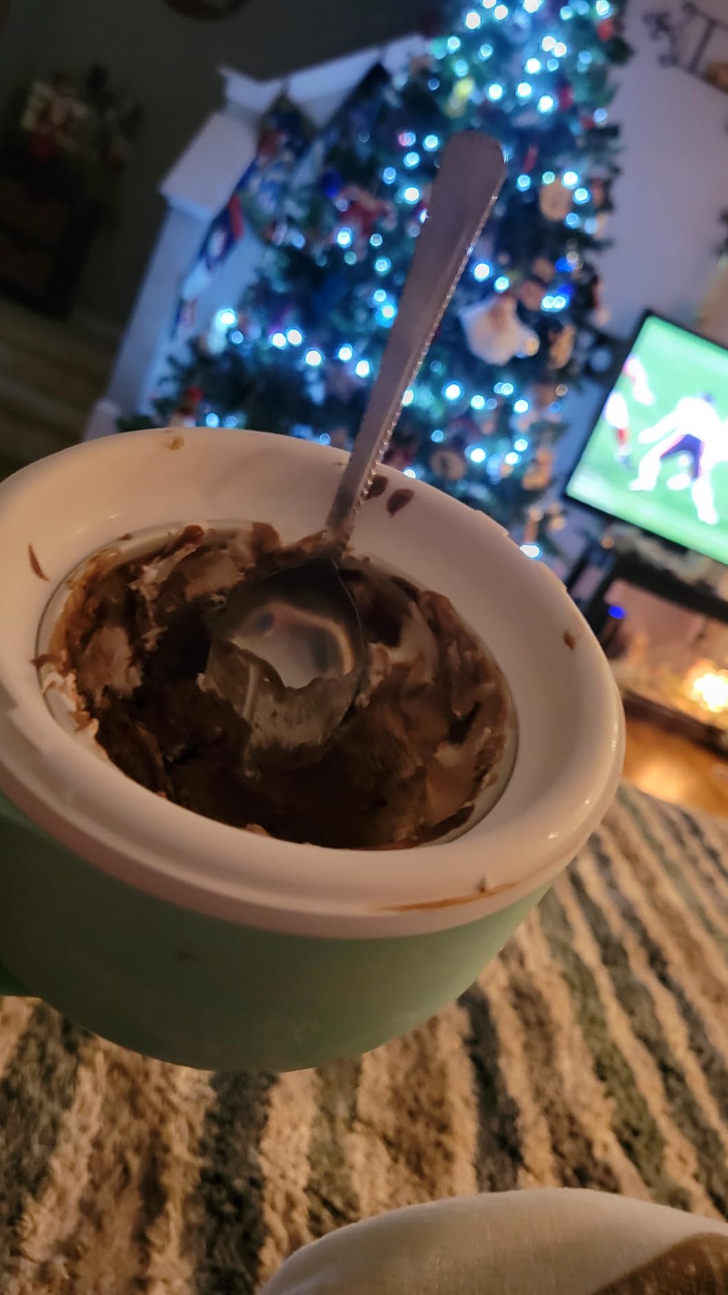 Dash My Mug Ice Cream Maker - Makes Single Serving of Gelato, Frozen Yogurt, Sorbet & More - Easy to Clean & Use - Aqua, 2 Bowls customer photo 1