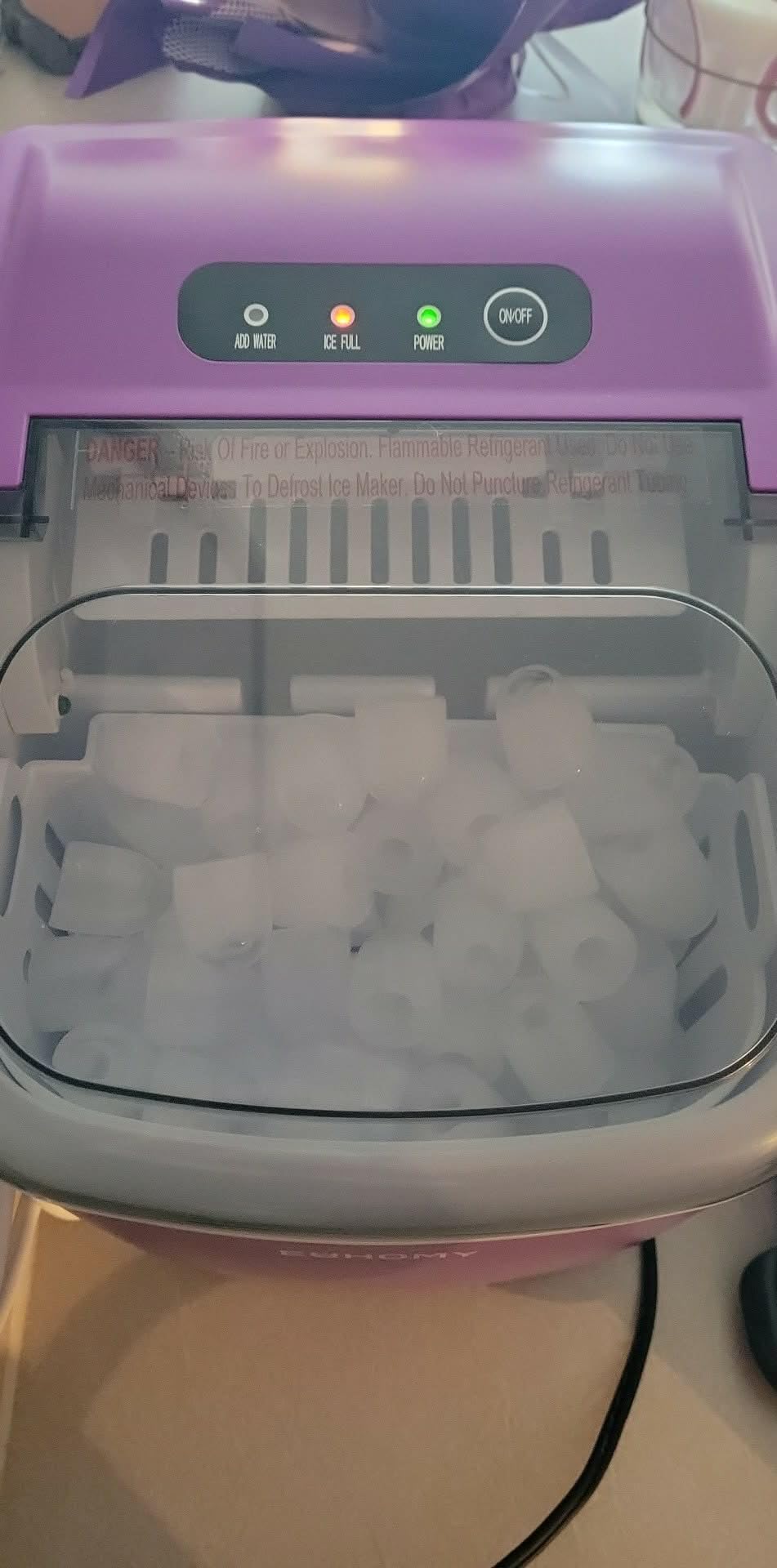 EUHOMY Countertop Ice Maker Machine with Handle, 26lbs in 24Hrs, 9 Ice Cubes Ready in 6 Mins, Auto-Cleaning Portable Ice Maker with Basket and Scoop, for Home/Kitchen/Camping/RV. (Black) customer photo 1