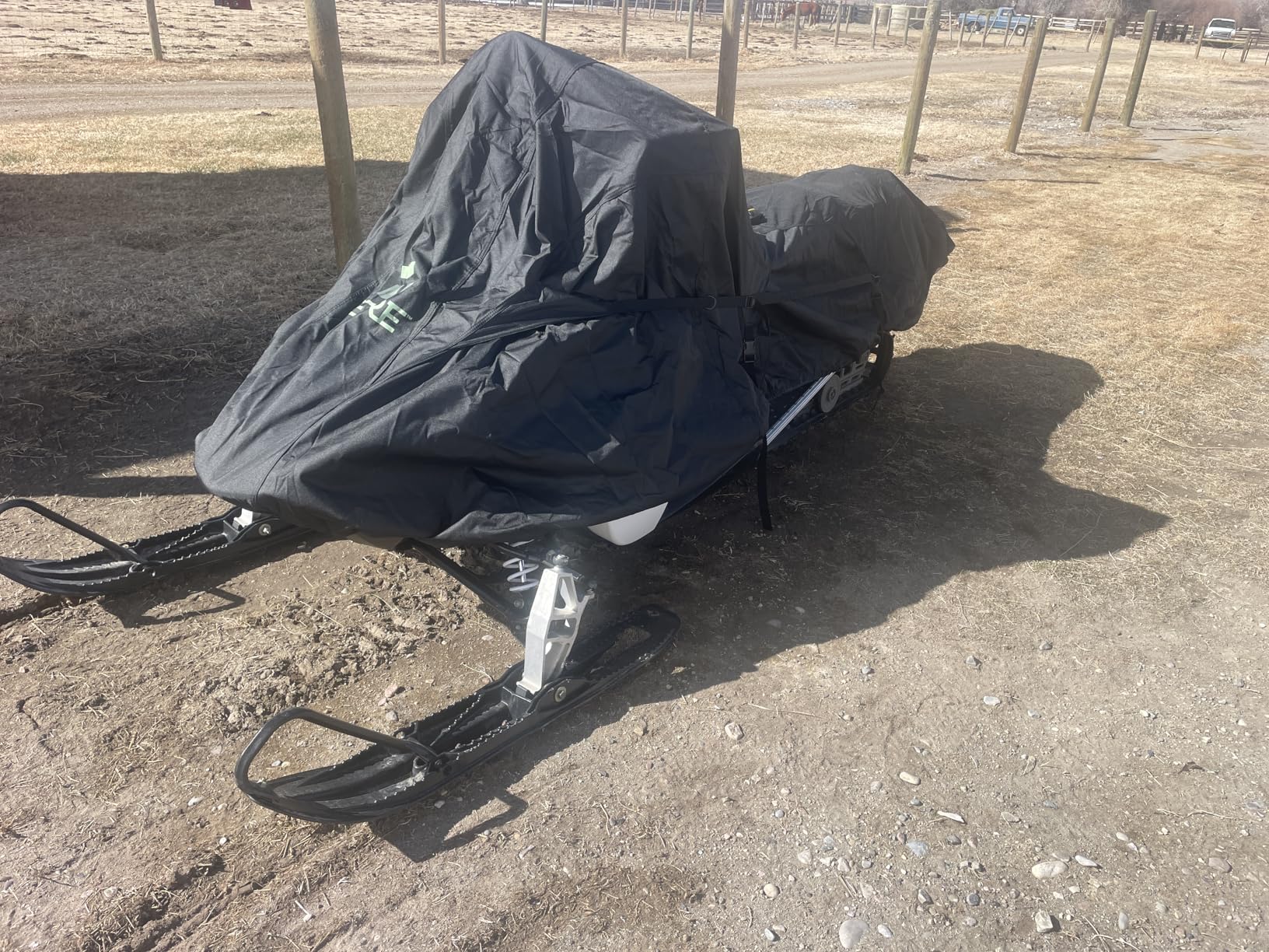 Terre Products Heavy Duty Snowmobile Cover Waterproof UV Resistant Windproof Elastic Hem Buckle Hook System for Trailering Medium to Large Polaris, Ski-Doo, Arctic Cat, Yamaha, Lynx customer photo 1