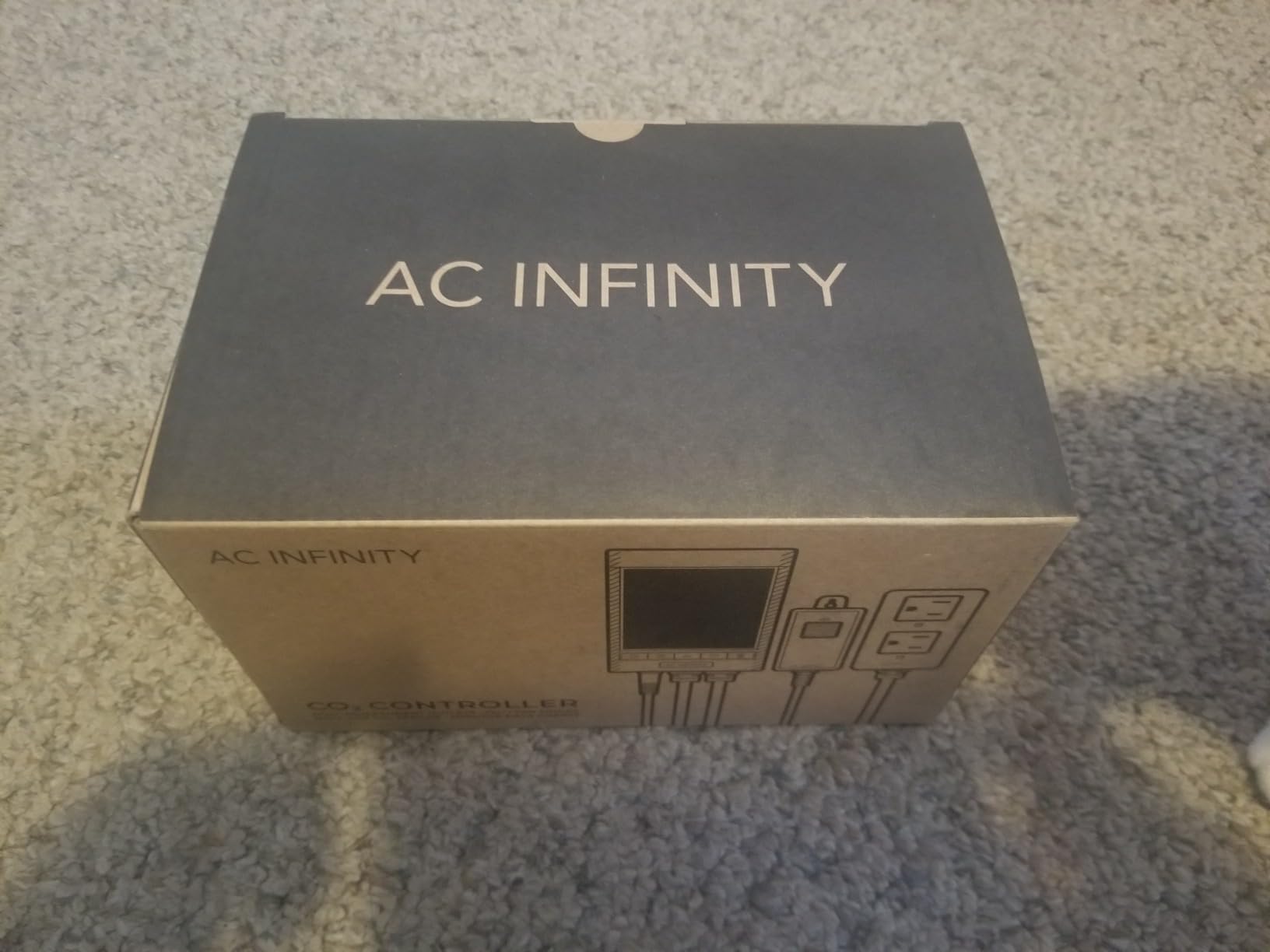 AC Infinity CO2 Controller, Smart Outlet Carbon Dioxide Monitor, Two-Plug System Best Fit with CO2 Regulators and Inline Exhaust Fans, Adjusts CO2 for Grow Tents, Grow Rooms, Greenhouses customer photo 2