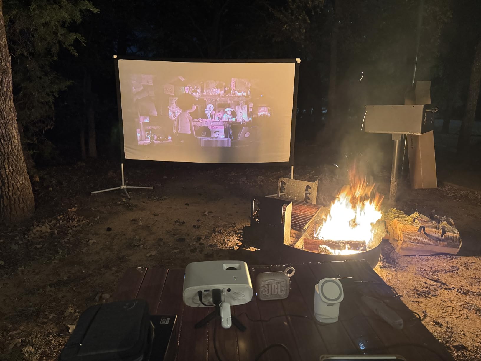 Portable Projector Screen with Stand Outdoor: Camping Projection Screen 80 inch 4K Movie Screen for Home Backyard Indoor 16:9 HD Night customer photo 2