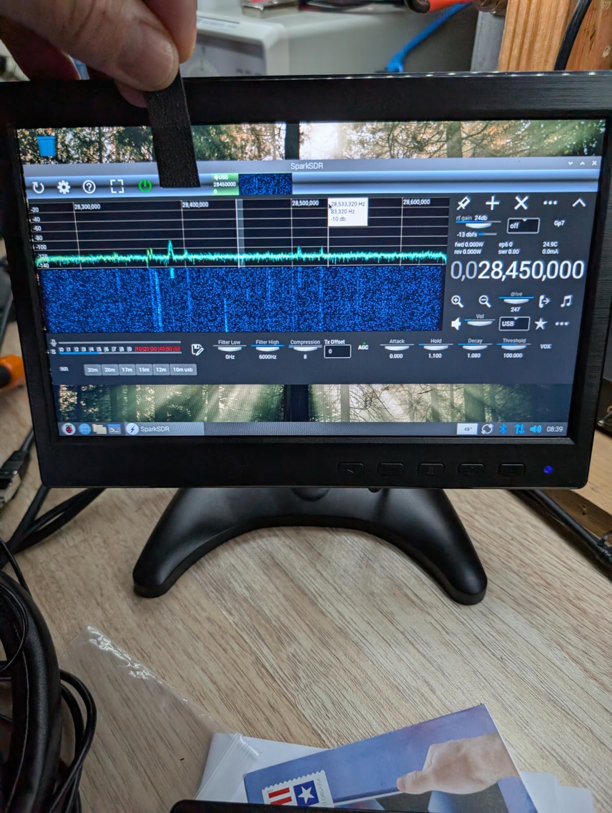 10.1 Inch CCTV Security Monitor, Small Second Monitor for DVR/NVR Surveillance, HDMI VGA BNC AV Inputs, Built-in Speakers customer photo 1