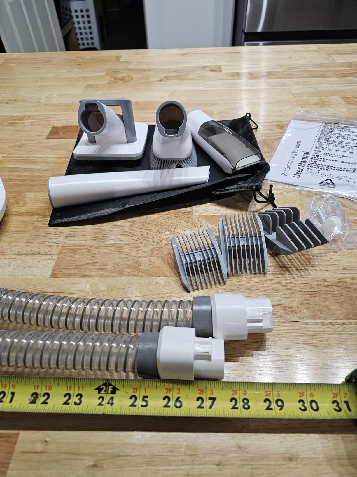 AIRROBO Dog Grooming Vacuum Kit,12000Pa Strong Pet Vacuum for Shedding,Grooming Hai,Quiet,PG100,2L Large Capacity customer photo 1